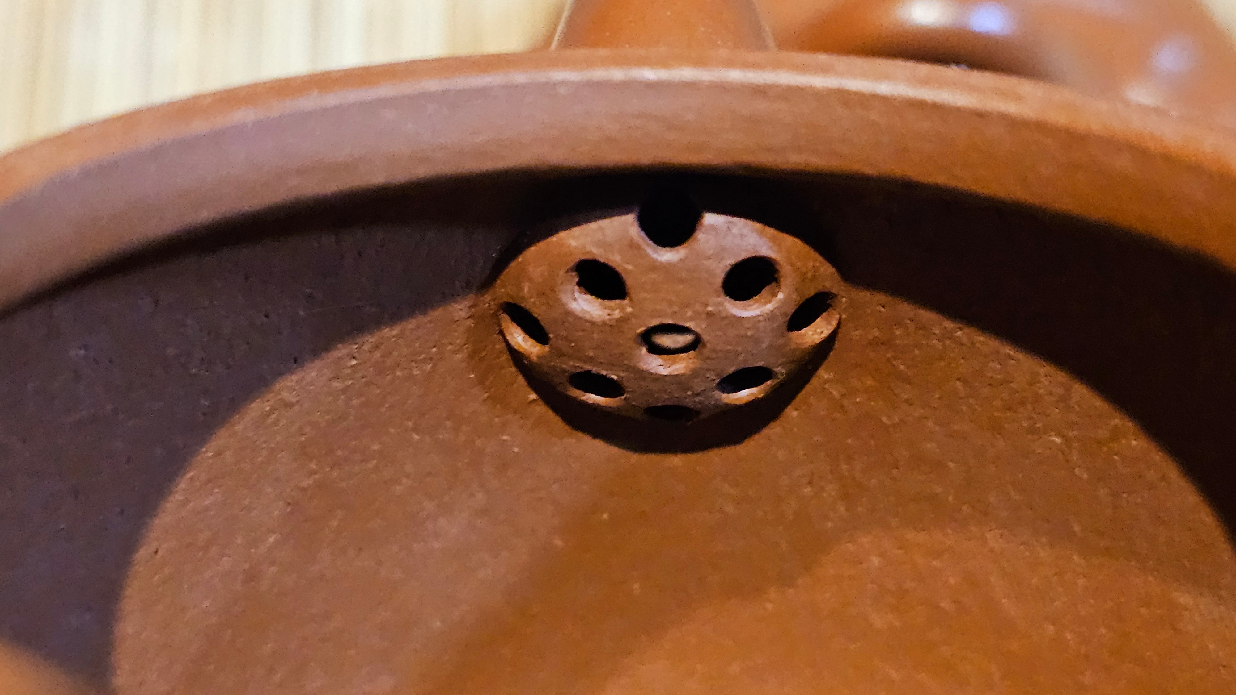 Mini! Qin Quan 秦权, with Oriental Clouds Embellishments 云朵贴花工艺, 116.2ml, Xiao Mei Yao Zhu Ni , by Craftsman Chen Yue Fei 陈跃飞 ~ Congratulations!to Mr M.G.! 2130hrs 22nd August 2025, Puteaux! France🇫🇷.