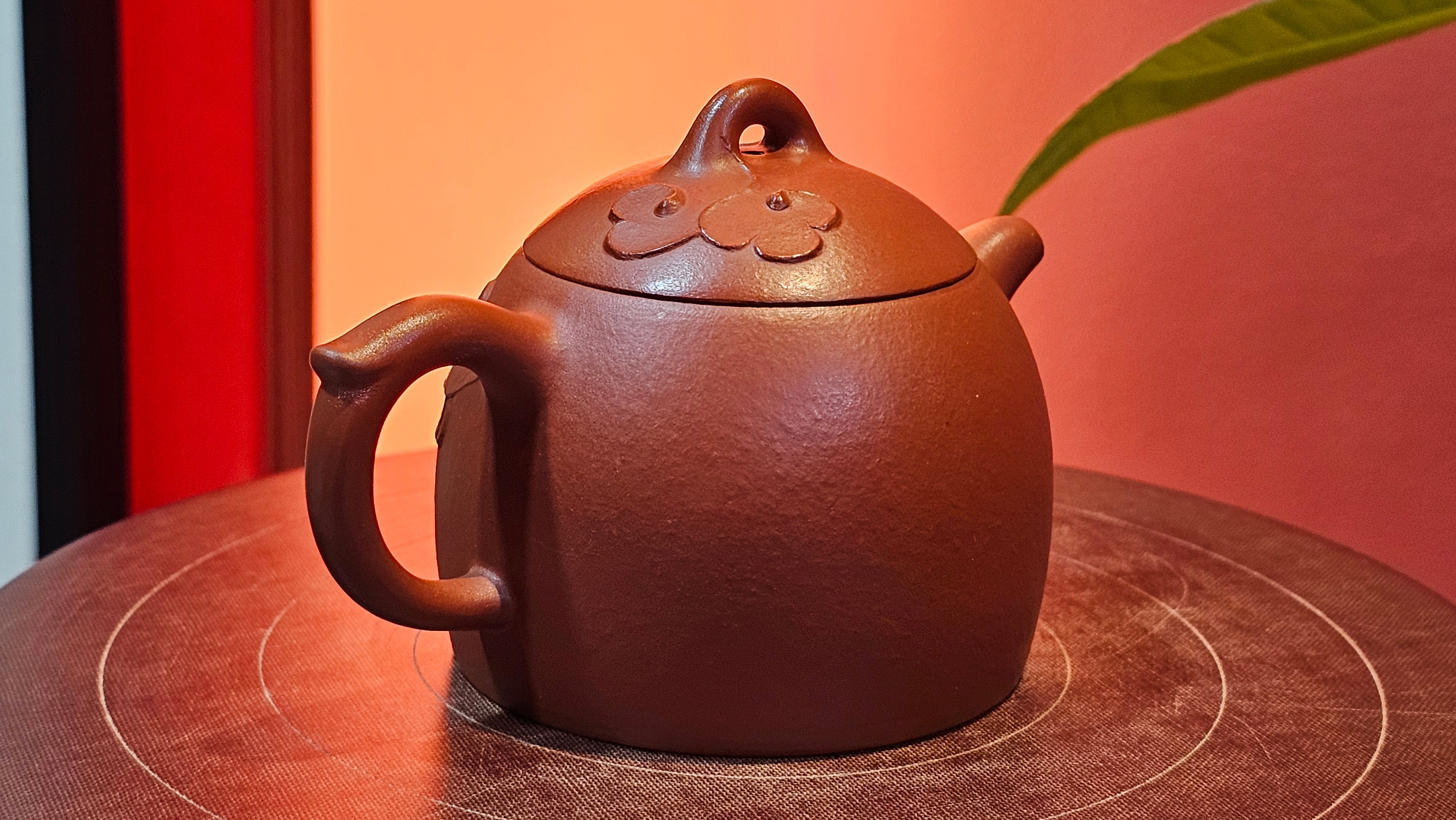 Mini! Qin Quan 秦权, with Oriental Clouds Embellishments 云朵贴花工艺, 116.2ml, Xiao Mei Yao Zhu Ni , by Craftsman Chen Yue Fei 陈跃飞 ~ Congratulations!to Mr M.G.! 2130hrs 22nd August 2025, Puteaux! France🇫🇷.