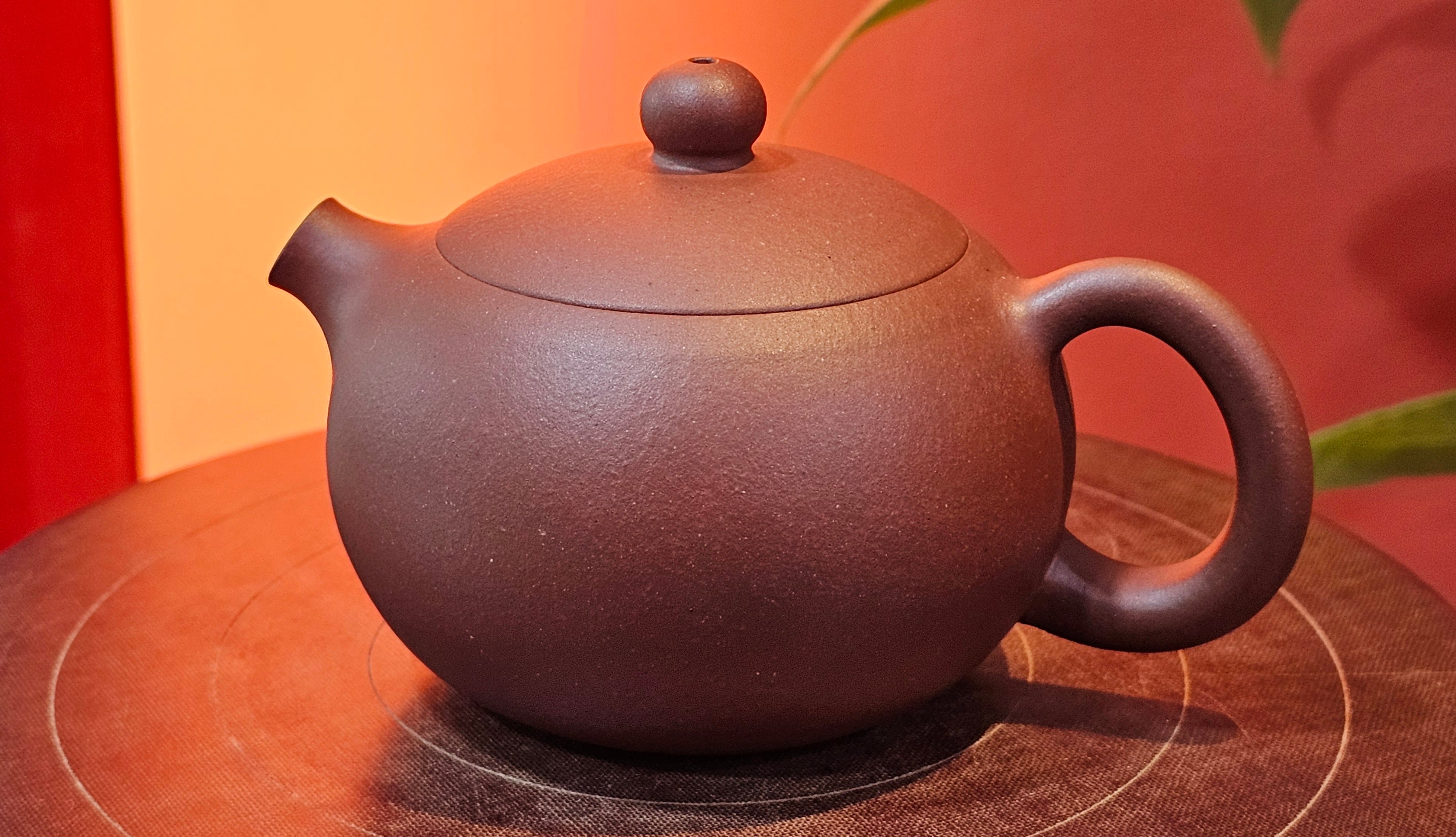 Xi Shi 西施, 145.9ml, Di Cao Qing Zi Ni 底槽青紫泥, by Craftsman Gu Xiao Ming 顾小明 ~ Congratulations to!Mr R.P.! 1422hrs 4th Sept 2025! Lawndale, CA!