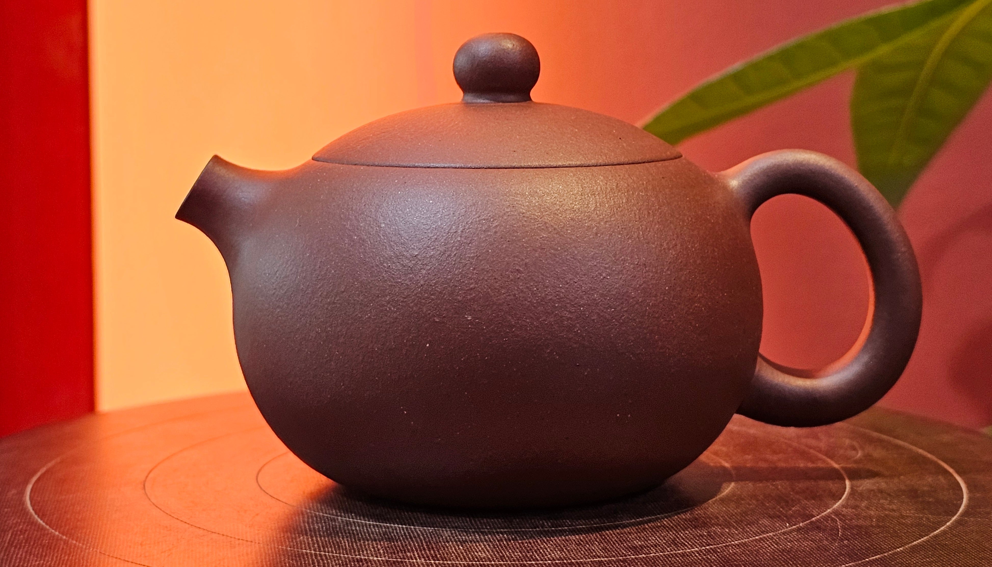 Xi Shi 西施, 145.9ml, Di Cao Qing Zi Ni 底槽青紫泥, by Craftsman Gu Xiao Ming 顾小明 ~ Congratulations to!Mr R.P.! 1422hrs 4th Sept 2025! Lawndale, CA!