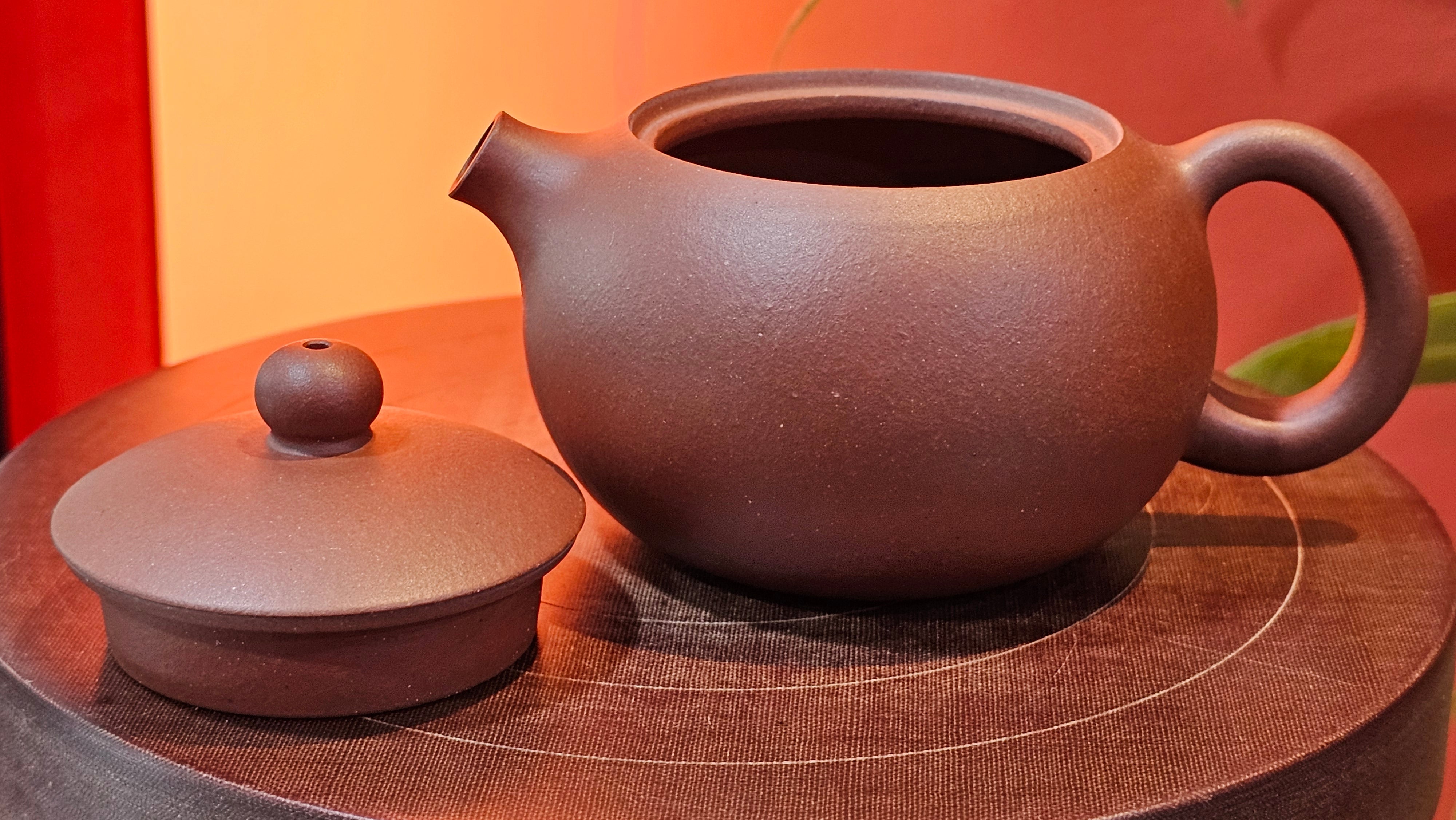 Xi Shi 西施, 145.9ml, Di Cao Qing Zi Ni 底槽青紫泥, by Craftsman Gu Xiao Ming 顾小明 ~ Congratulations to!Mr R.P.! 1422hrs 4th Sept 2025! Lawndale, CA!