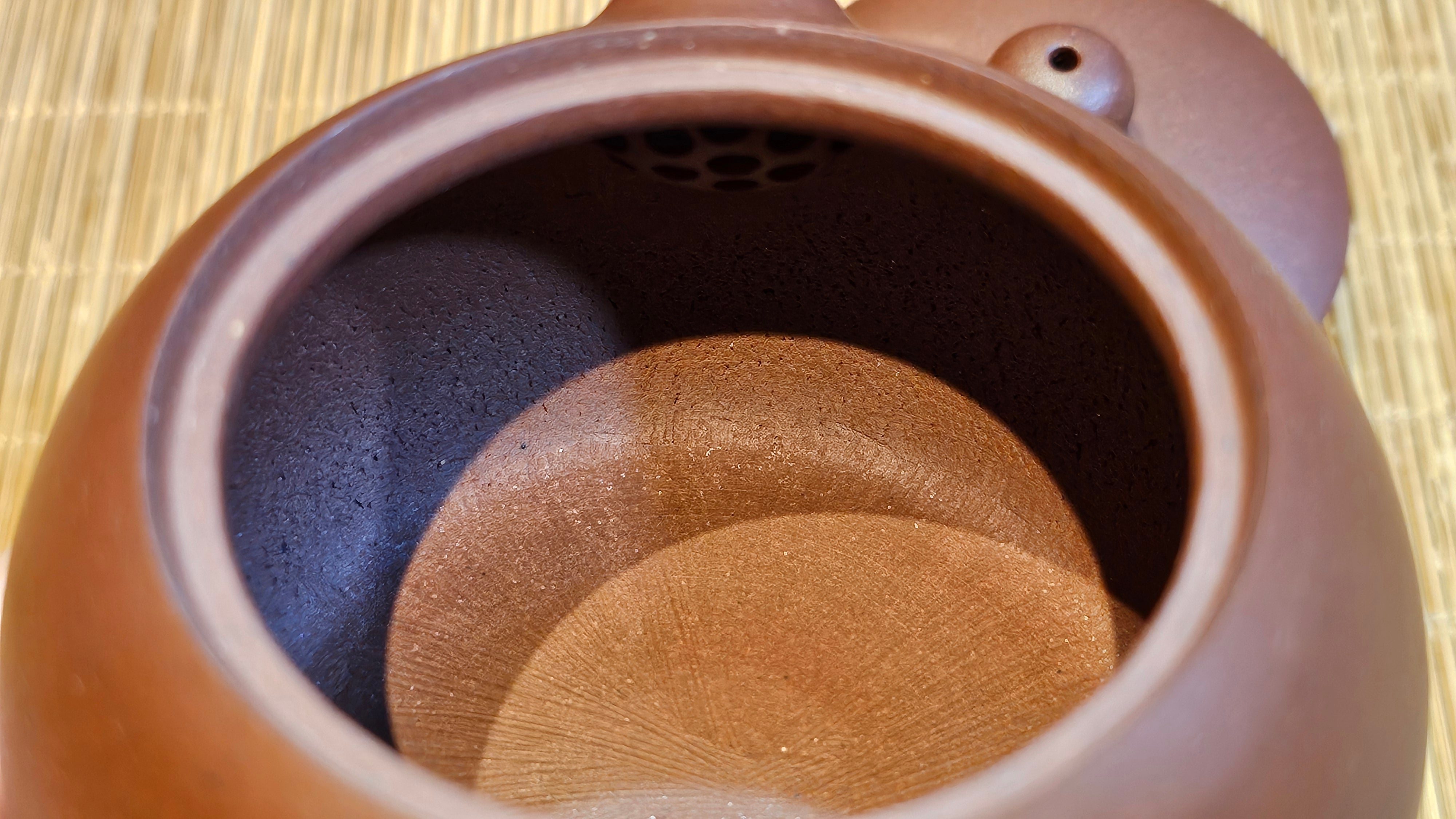 Xi Shi 西施, 145.9ml, Di Cao Qing Zi Ni 底槽青紫泥, by Craftsman Gu Xiao Ming 顾小明 ~ Congratulations to!Mr R.P.! 1422hrs 4th Sept 2025! Lawndale, CA!