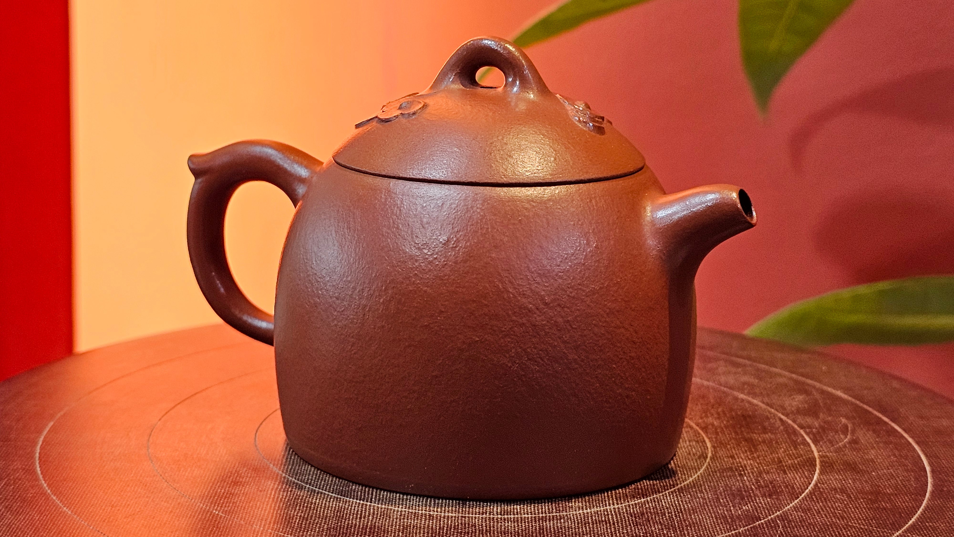 Mini! Qin Quan 秦权, with Oriental Clouds Embellishments 云朵贴花工艺, 114.6ml, Xiao Mei Yao Zhu Ni 小煤窑朱泥, by Craftsman Chen Yue Fei 陈跃飞 ~ Congratulations to Prof K.D.! 1124hrs 11th Sept 2025, San Jose! CA.