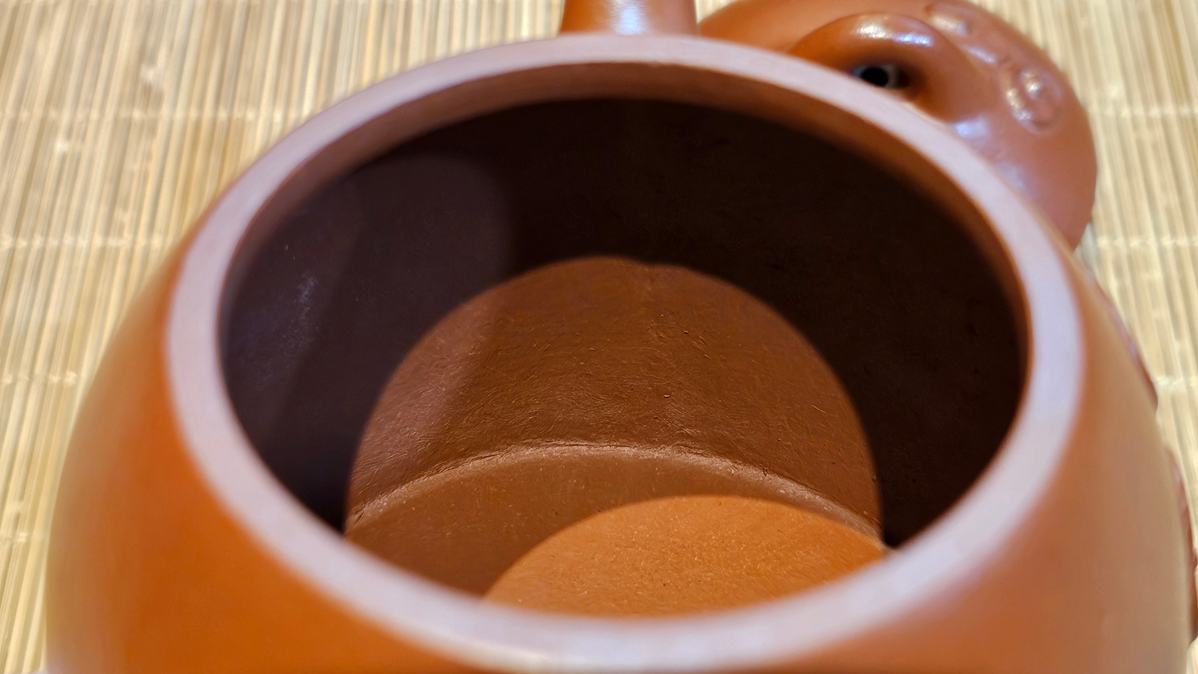 Qin Quan 秦权, with Oriental Clouds Embellishments 云朵贴花工艺, 191.3ml, Xiao Mei Yao Zhu Ni 小煤窑朱泥, by Craftsman Chen Yue Fei 陈跃飞 ~!Congratulations to Mr B.J.! 1014hrs 5th Oct 2025, Summerville, Canada🇨🇦!