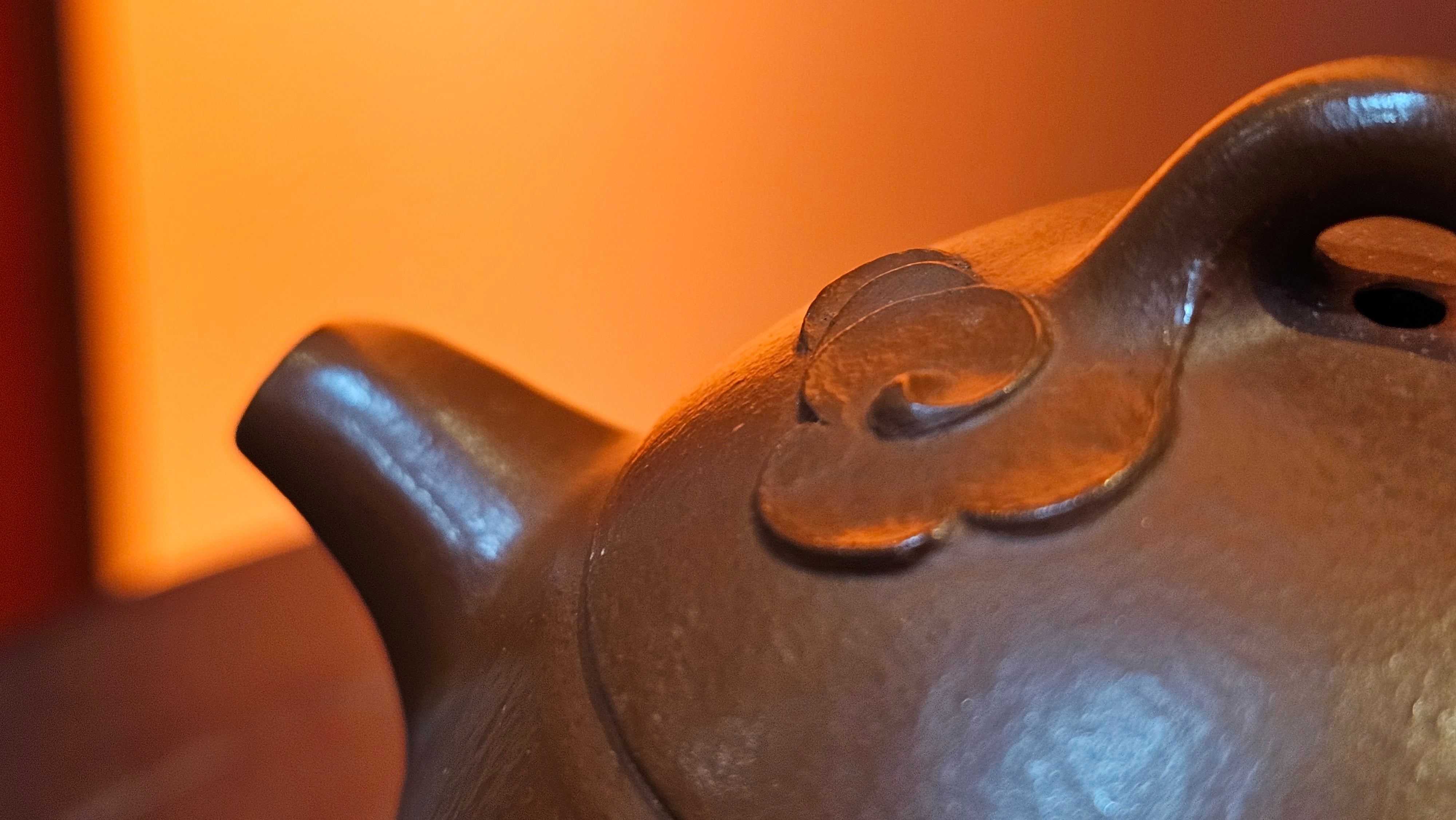 Mini! Qin Quan 秦权, with Oriental Clouds Embellishments 云朵贴花工艺, 114.6ml, Xiao Mei Yao Zhu Ni 小煤窑朱泥, by Craftsman Chen Yue Fei 陈跃飞 ~ Congratulations to Prof K.D.! 1124hrs 11th Sept 2025, San Jose! CA.