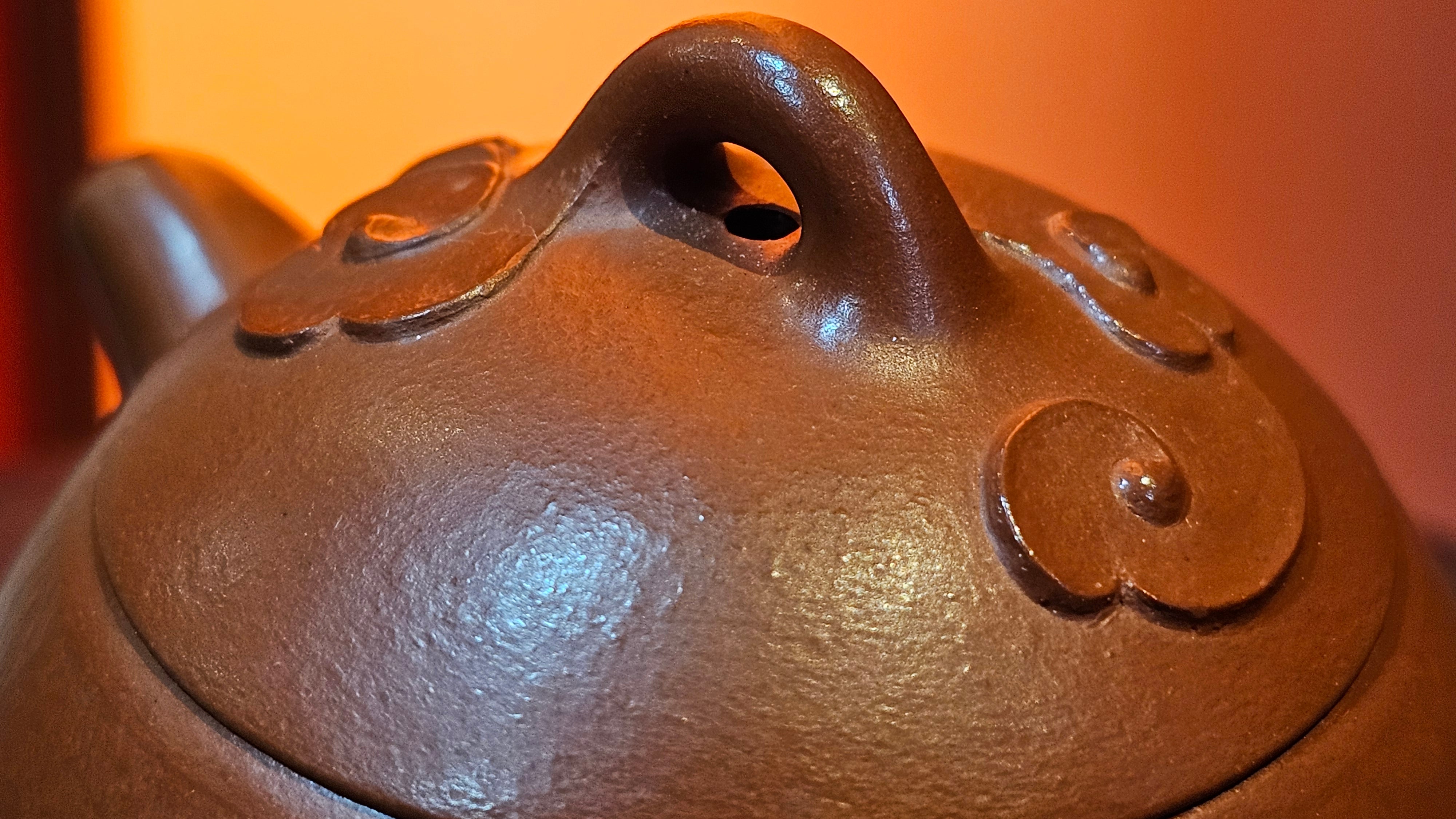 Mini! Qin Quan 秦权, with Oriental Clouds Embellishments 云朵贴花工艺, 114.6ml, Xiao Mei Yao Zhu Ni 小煤窑朱泥, by Craftsman Chen Yue Fei 陈跃飞 ~ Congratulations to Prof K.D.! 1124hrs 11th Sept 2025, San Jose! CA.