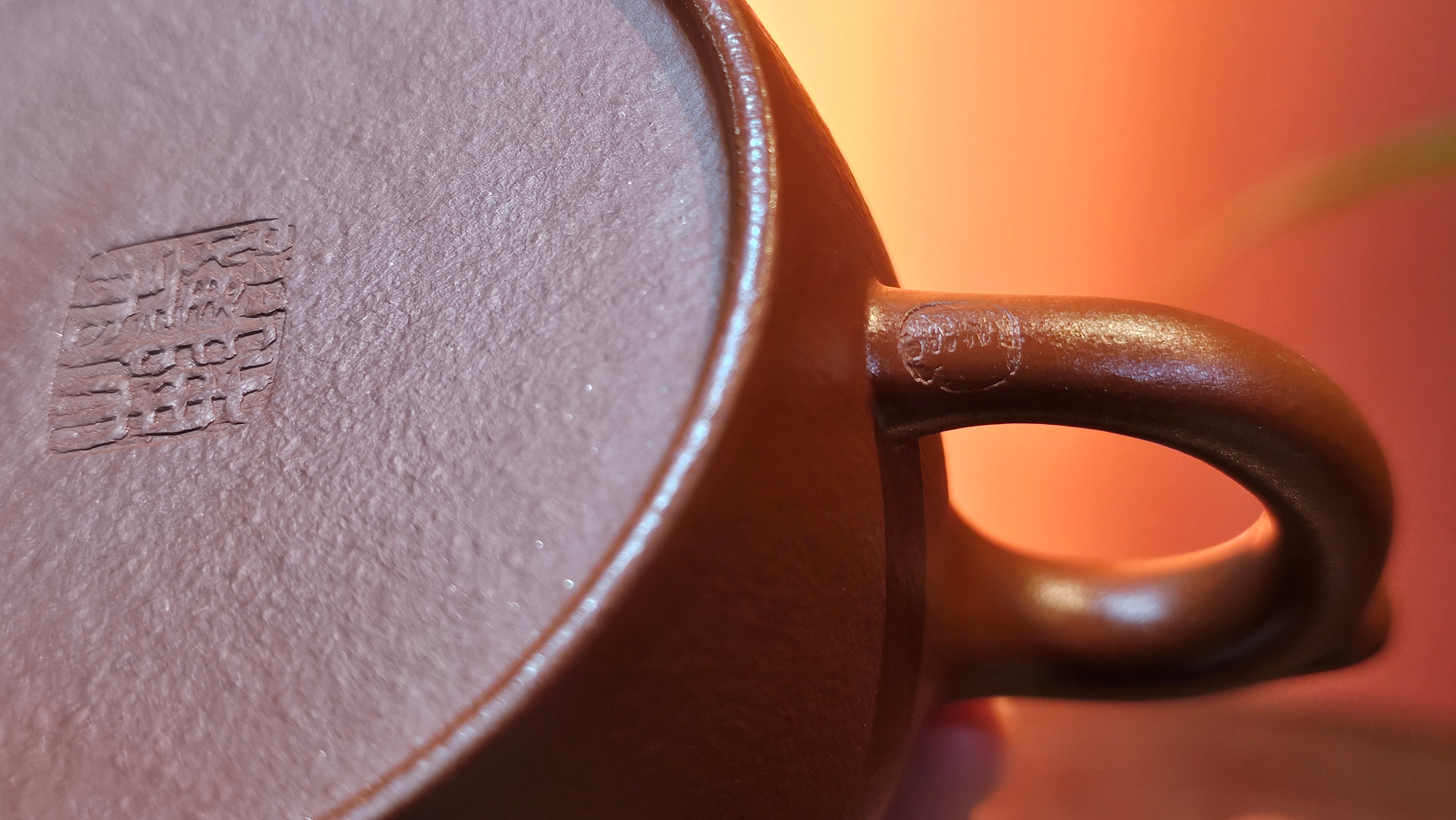 Mini! Qin Quan 秦权, with Oriental Clouds Embellishments 云朵贴花工艺, 114.6ml, Xiao Mei Yao Zhu Ni 小煤窑朱泥, by Craftsman Chen Yue Fei 陈跃飞 ~ Congratulations to Prof K.D.! 1124hrs 11th Sept 2025, San Jose! CA.