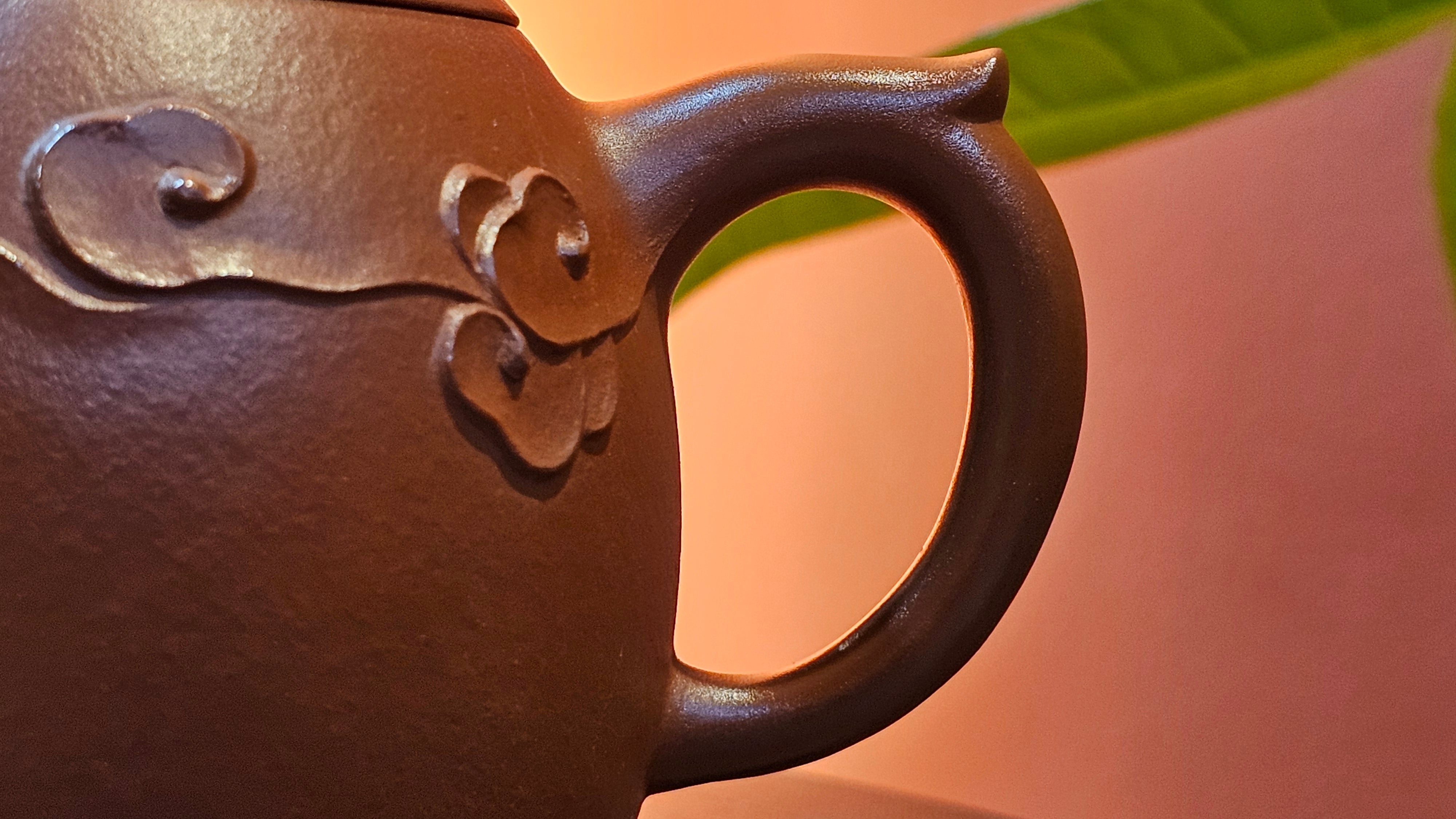 Qin Quan 秦权, with Oriental Clouds Embellishments 云朵贴花工艺, 191.3ml, Xiao Mei Yao Zhu Ni 小煤窑朱泥, by Craftsman Chen Yue Fei 陈跃飞 ~!Congratulations to Mr B.J.! 1014hrs 5th Oct 2025, Summerville, Canada🇨🇦!