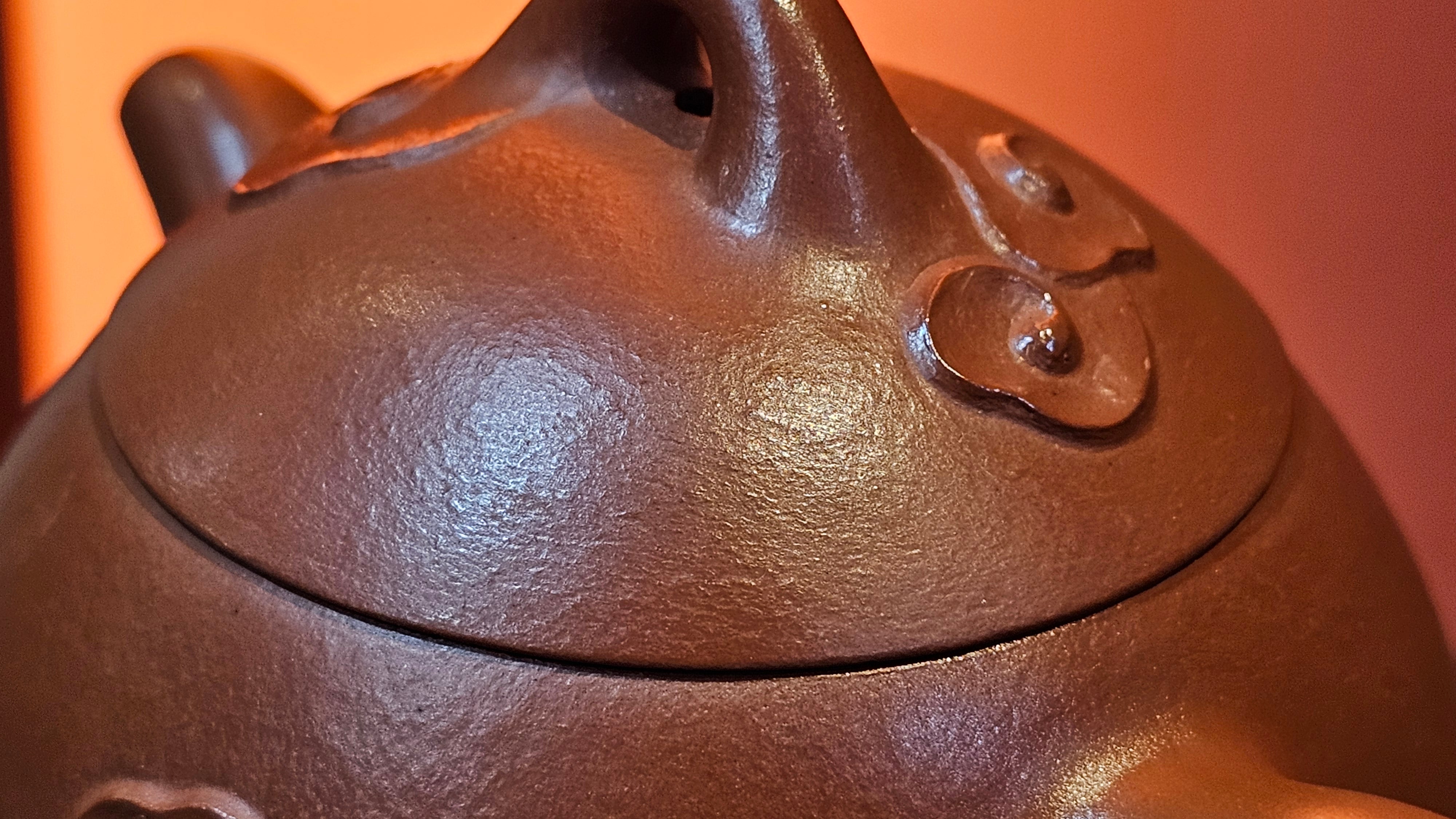 Qin Quan 秦权, with Oriental Clouds Embellishments 云朵贴花工艺, 191.3ml, Xiao Mei Yao Zhu Ni 小煤窑朱泥, by Craftsman Chen Yue Fei 陈跃飞 ~!Congratulations to Mr B.J.! 1014hrs 5th Oct 2025, Summerville, Canada🇨🇦!