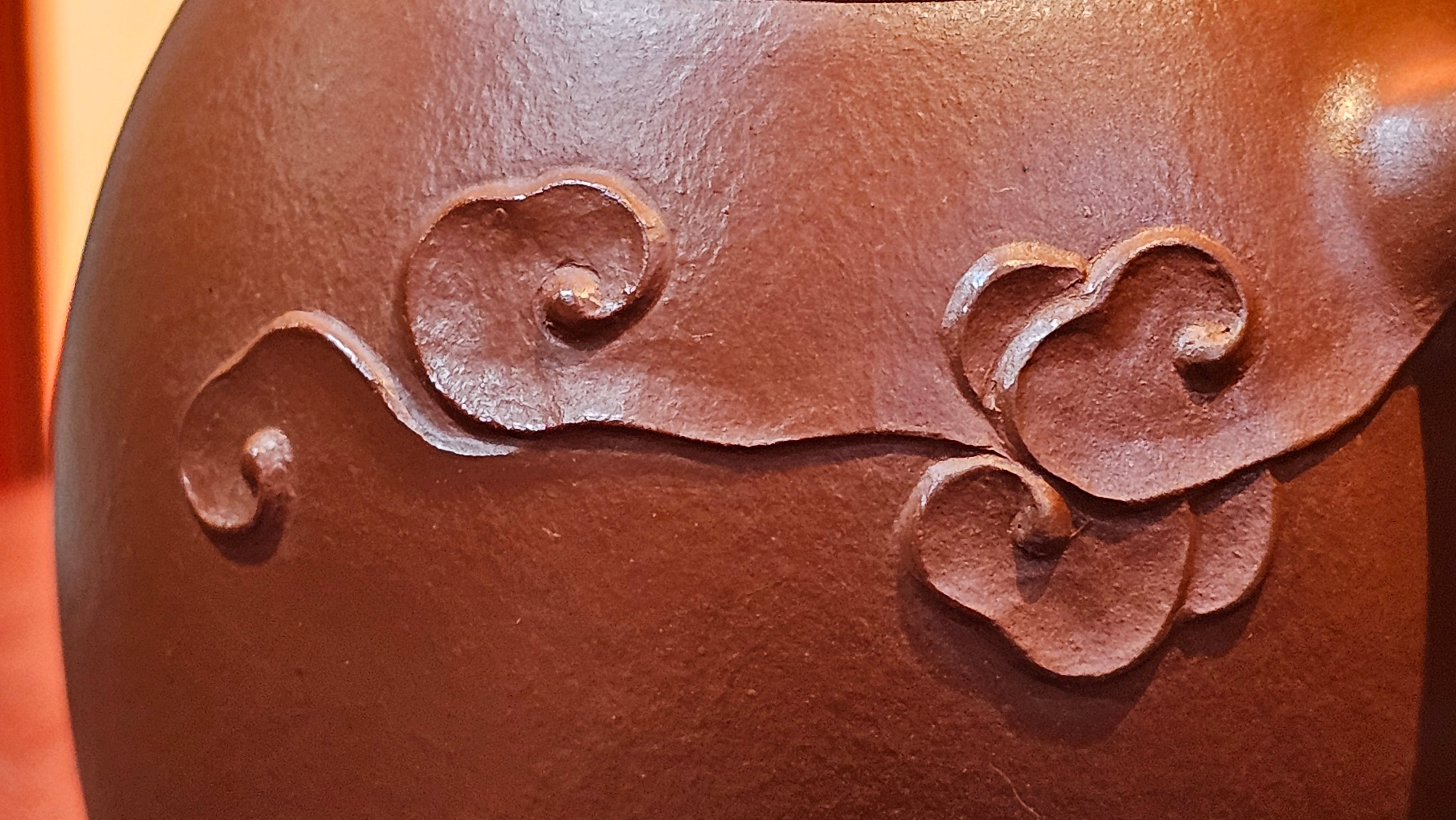 Qin Quan 秦权, with Oriental Clouds Embellishments 云朵贴花工艺, 191.3ml, Xiao Mei Yao Zhu Ni 小煤窑朱泥, by Craftsman Chen Yue Fei 陈跃飞 ~!Congratulations to Mr B.J.! 1014hrs 5th Oct 2025, Summerville, Canada🇨🇦!