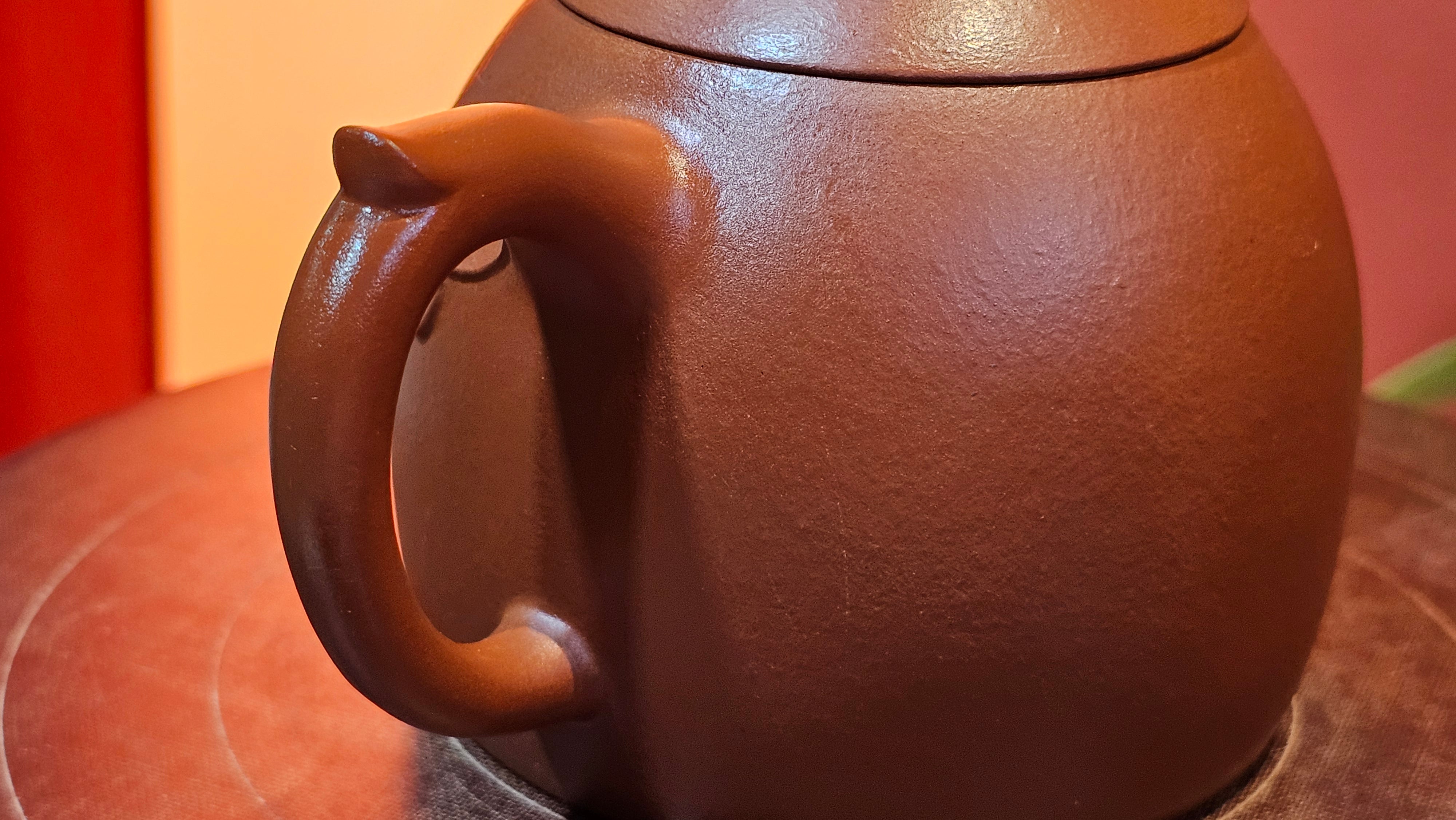 Qin Quan 秦权, with Oriental Clouds Embellishments 云朵贴花工艺, 191.3ml, Xiao Mei Yao Zhu Ni 小煤窑朱泥, by Craftsman Chen Yue Fei 陈跃飞 ~!Congratulations to Mr B.J.! 1014hrs 5th Oct 2025, Summerville, Canada🇨🇦!