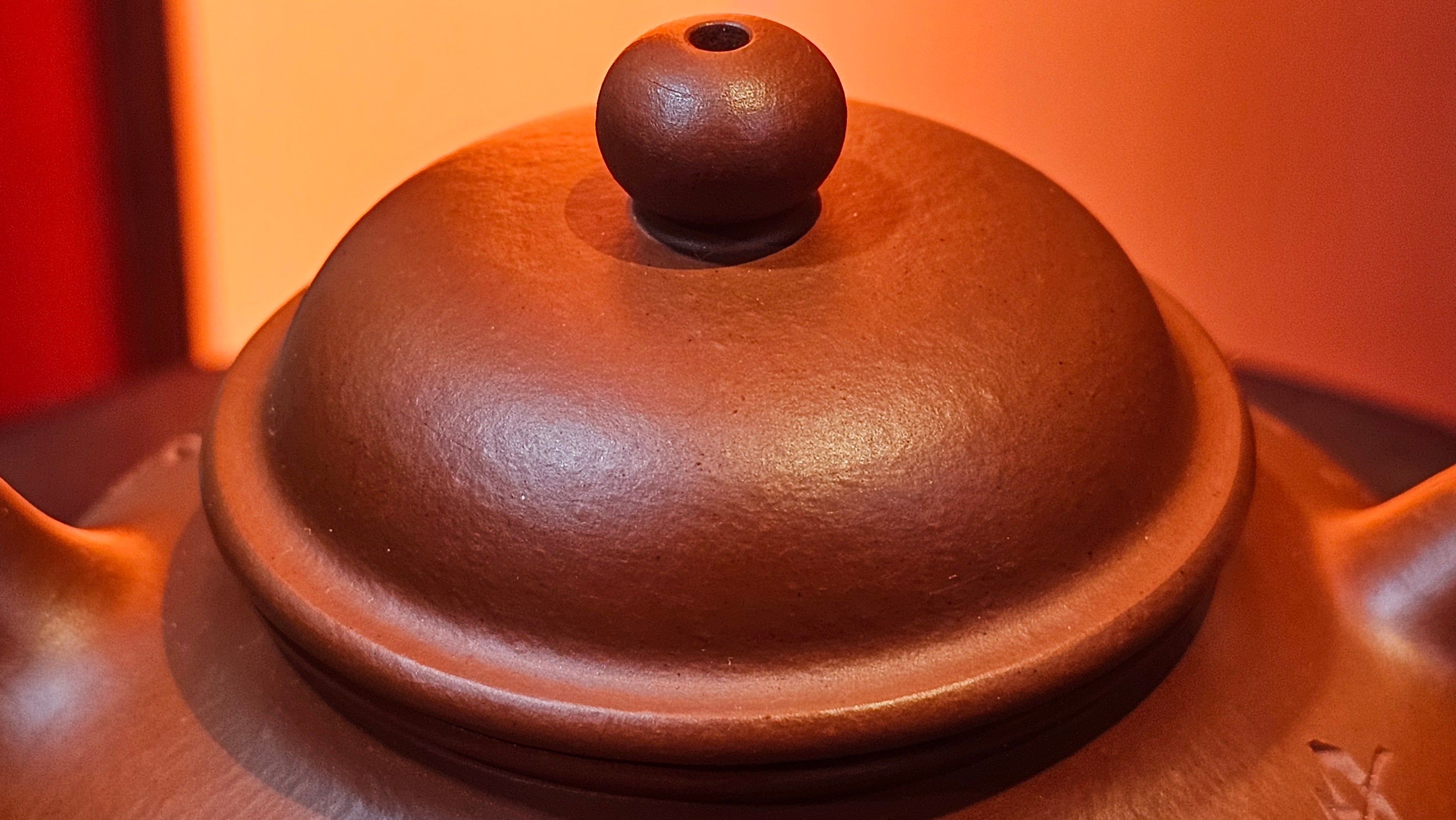 Rong Tian 容天, 139.6ml, Xiao Mei Yao Zhu Ni 小煤窑朱泥,  by Craftsman Chen Yue Fei 陈跃飞, Engraving by Craftsman Yi De Shu 一德书 ~!Congratulations to!Mr B.H.S.! 1240hrs 16th Sept 2025, Jakarta, Indonesia🇮🇩!