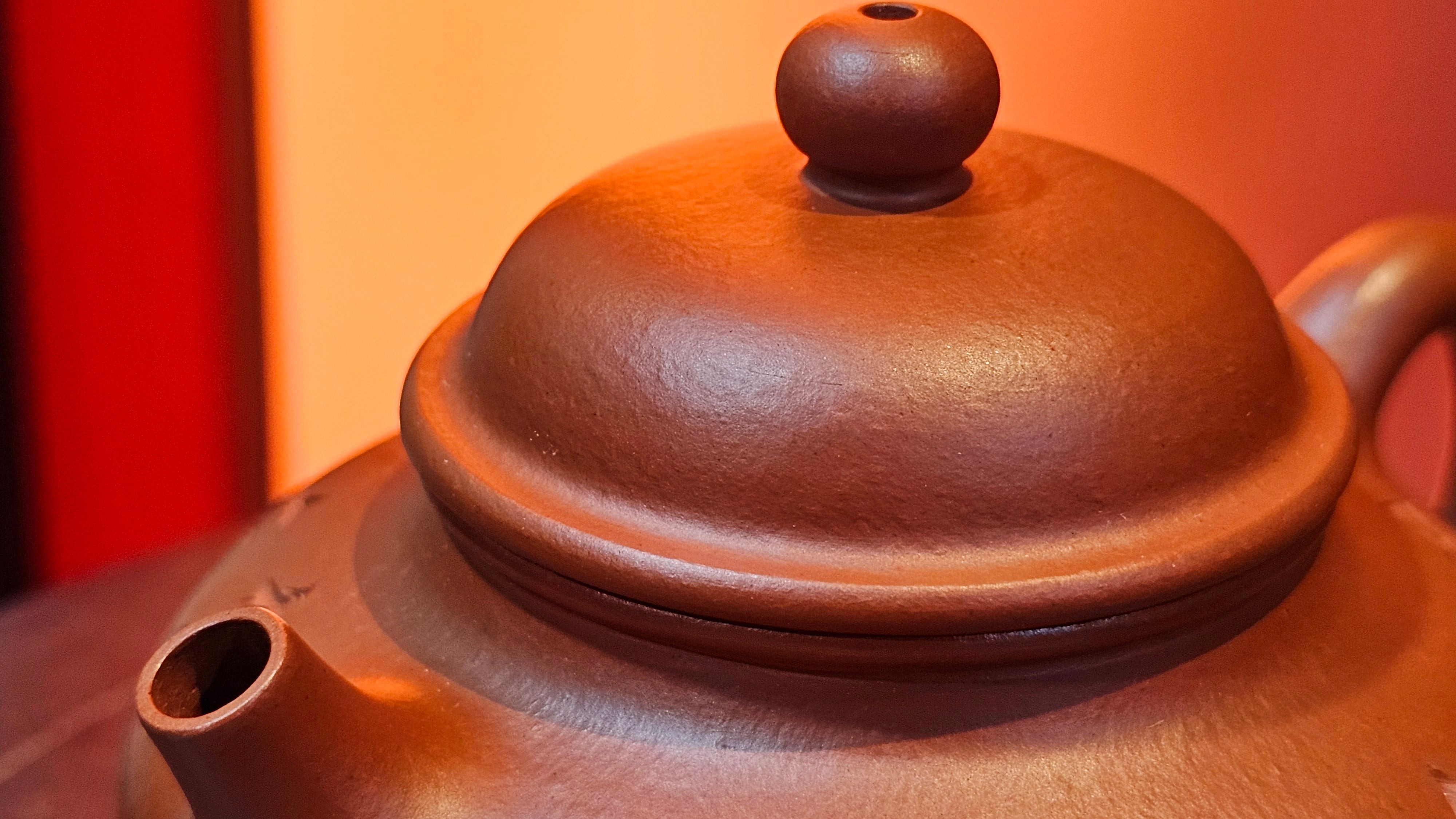 Rong Tian 容天, 139.6ml, Xiao Mei Yao Zhu Ni 小煤窑朱泥,  by Craftsman Chen Yue Fei 陈跃飞, Engraving by Craftsman Yi De Shu 一德书 ~!Congratulations to!Mr B.H.S.! 1240hrs 16th Sept 2025, Jakarta, Indonesia🇮🇩!