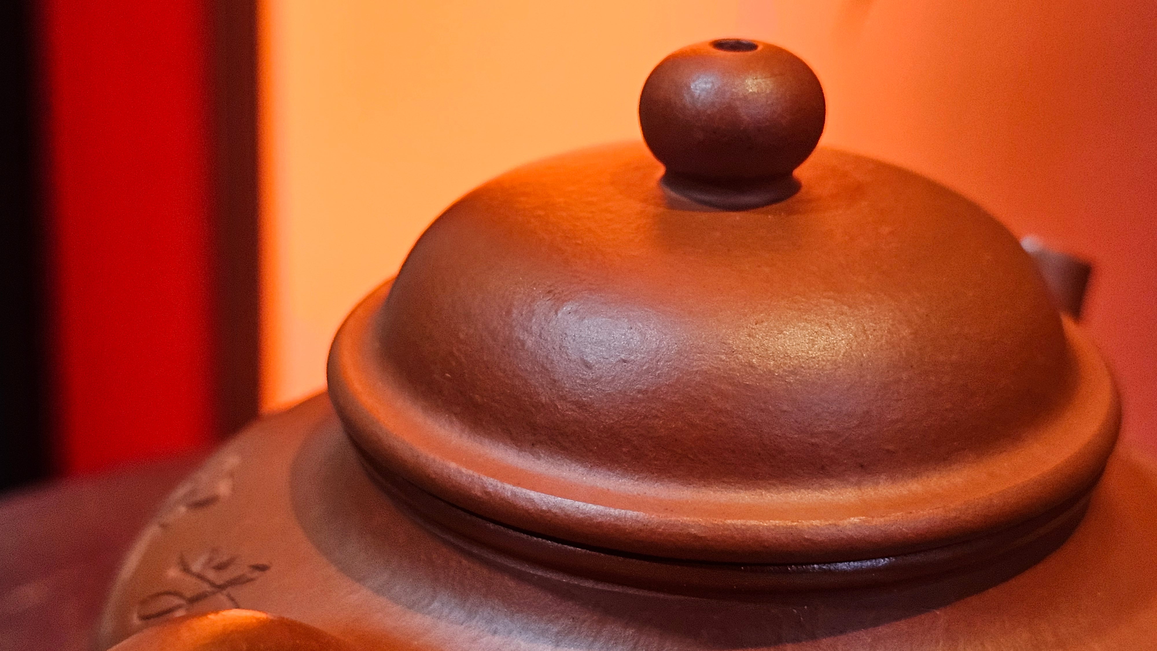 Rong Tian 容天, 139.6ml, Xiao Mei Yao Zhu Ni 小煤窑朱泥,  by Craftsman Chen Yue Fei 陈跃飞, Engraving by Craftsman Yi De Shu 一德书 ~!Congratulations to!Mr B.H.S.! 1240hrs 16th Sept 2025, Jakarta, Indonesia🇮🇩!