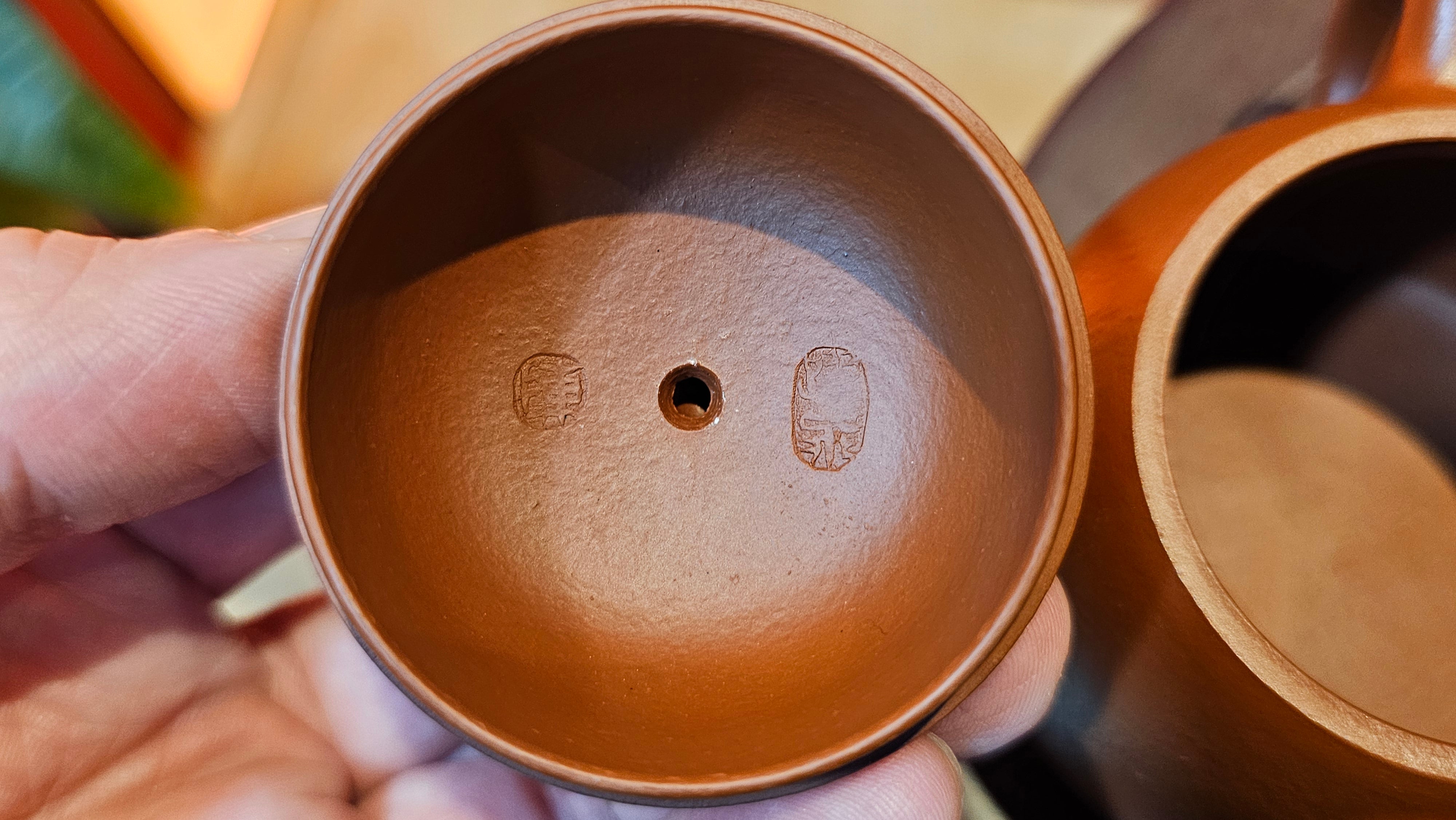 Mini! Qin Quan 秦权, with Oriental Clouds Embellishments 云朵贴花工艺, 114.6ml, Xiao Mei Yao Zhu Ni 小煤窑朱泥, by Craftsman Chen Yue Fei 陈跃飞 ~ Congratulations to Prof K.D.! 1124hrs 11th Sept 2025, San Jose! CA.