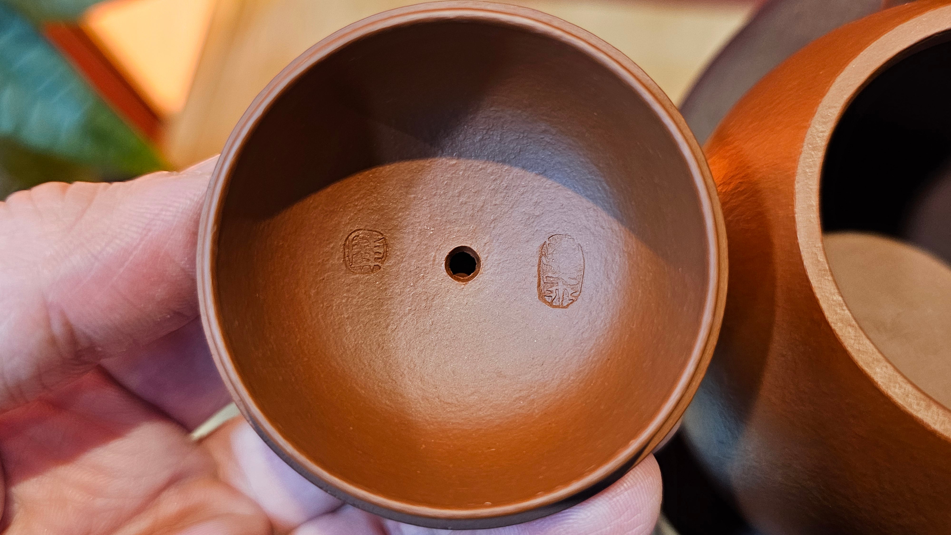 Qin Quan 秦权, with Oriental Clouds Embellishments 云朵贴花工艺, 191.3ml, Xiao Mei Yao Zhu Ni 小煤窑朱泥, by Craftsman Chen Yue Fei 陈跃飞 ~!Congratulations to Mr B.J.! 1014hrs 5th Oct 2025, Summerville, Canada🇨🇦!