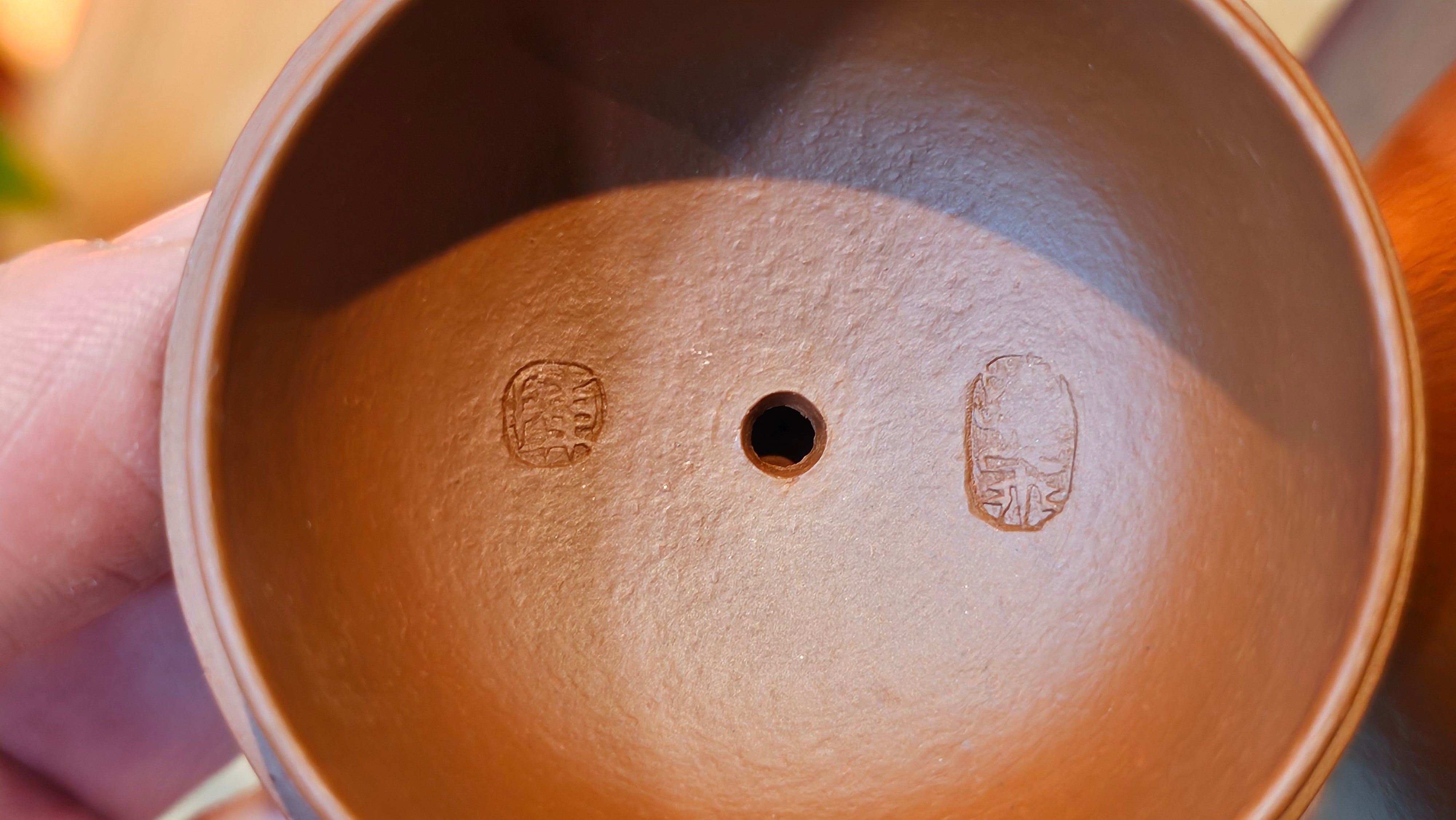 Qin Quan 秦权, with Oriental Clouds Embellishments 云朵贴花工艺, 191.3ml, Xiao Mei Yao Zhu Ni 小煤窑朱泥, by Craftsman Chen Yue Fei 陈跃飞 ~!Congratulations to Mr B.J.! 1014hrs 5th Oct 2025, Summerville, Canada🇨🇦!