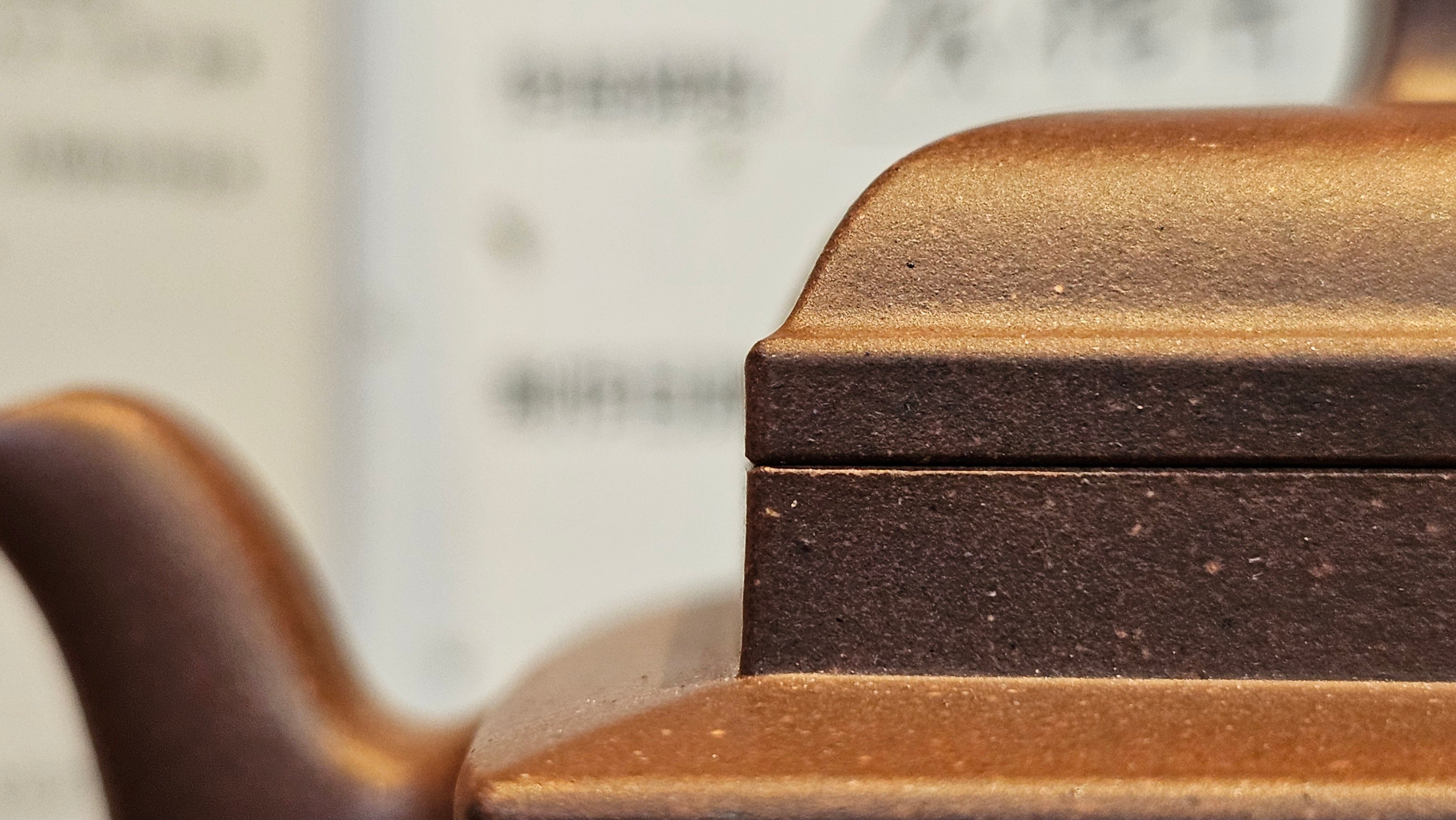 《若思四方》"Ruo Si Si Fang", 249.8ml, with Engraving, Di Cao Qing Zi Ni 底槽青紫泥, by L2A Senior Consummate Artist Yuan Hui 袁辉 ~!Congratulations!to Ms M.L., 0635hrs 30th August 2025, Phoenix, AZ!