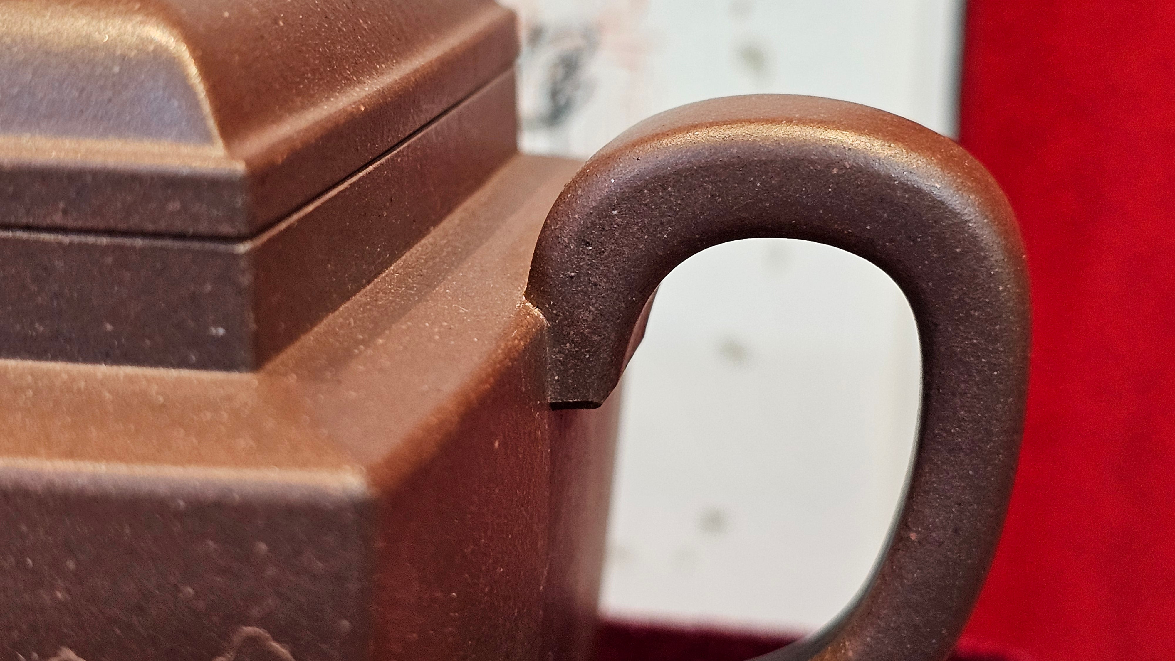 《若思四方》"Ruo Si Si Fang", 249.8ml, with Engraving, Di Cao Qing Zi Ni 底槽青紫泥, by L2A Senior Consummate Artist Yuan Hui 袁辉 ~!Congratulations!to Ms M.L., 0635hrs 30th August 2025, Phoenix, AZ!