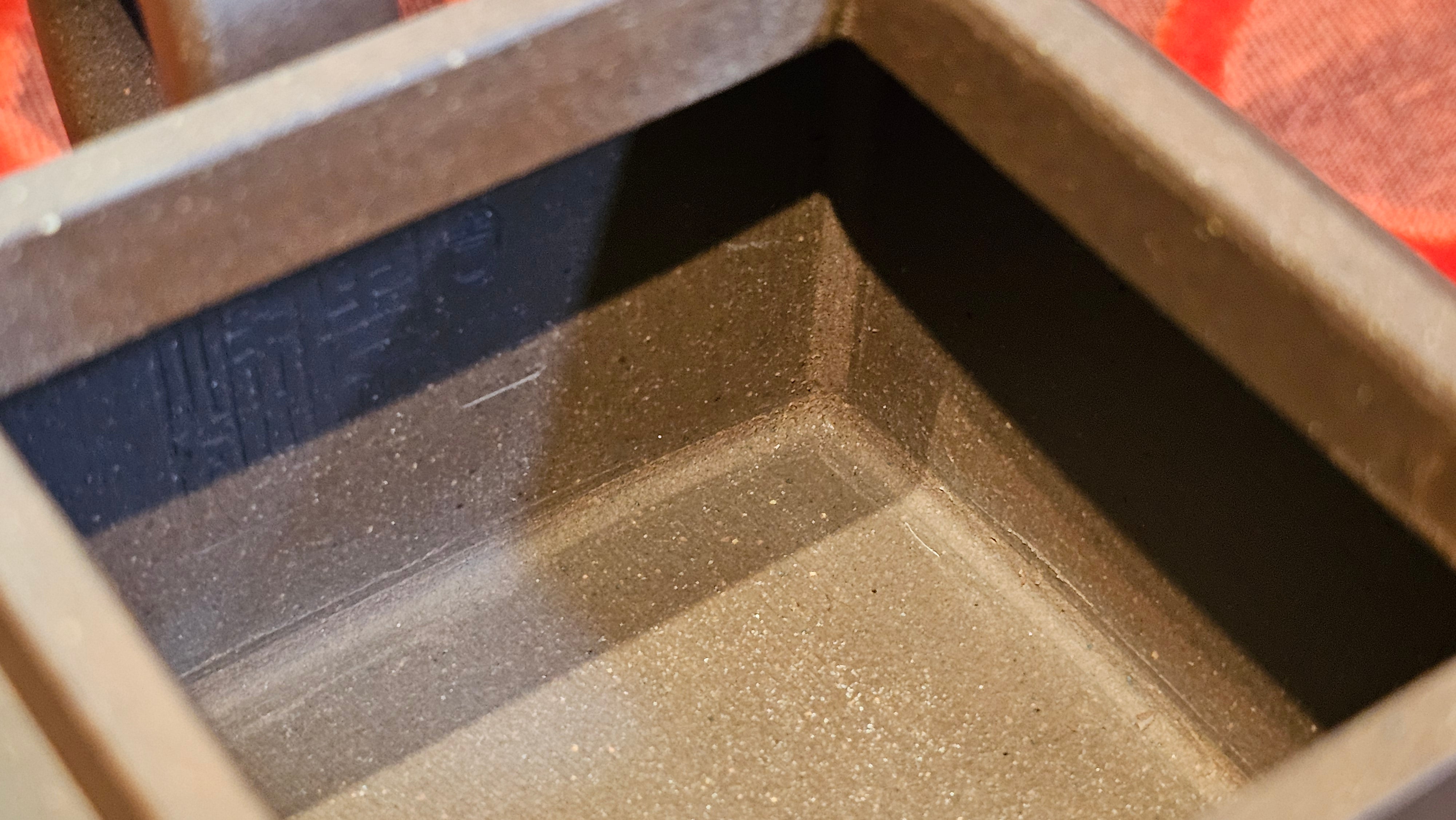 《若思四方》"Ruo Si Si Fang", 249.8ml, with Engraving, Di Cao Qing Zi Ni 底槽青紫泥, by L2A Senior Consummate Artist Yuan Hui 袁辉 ~!Congratulations!to Ms M.L., 0635hrs 30th August 2025, Phoenix, AZ!