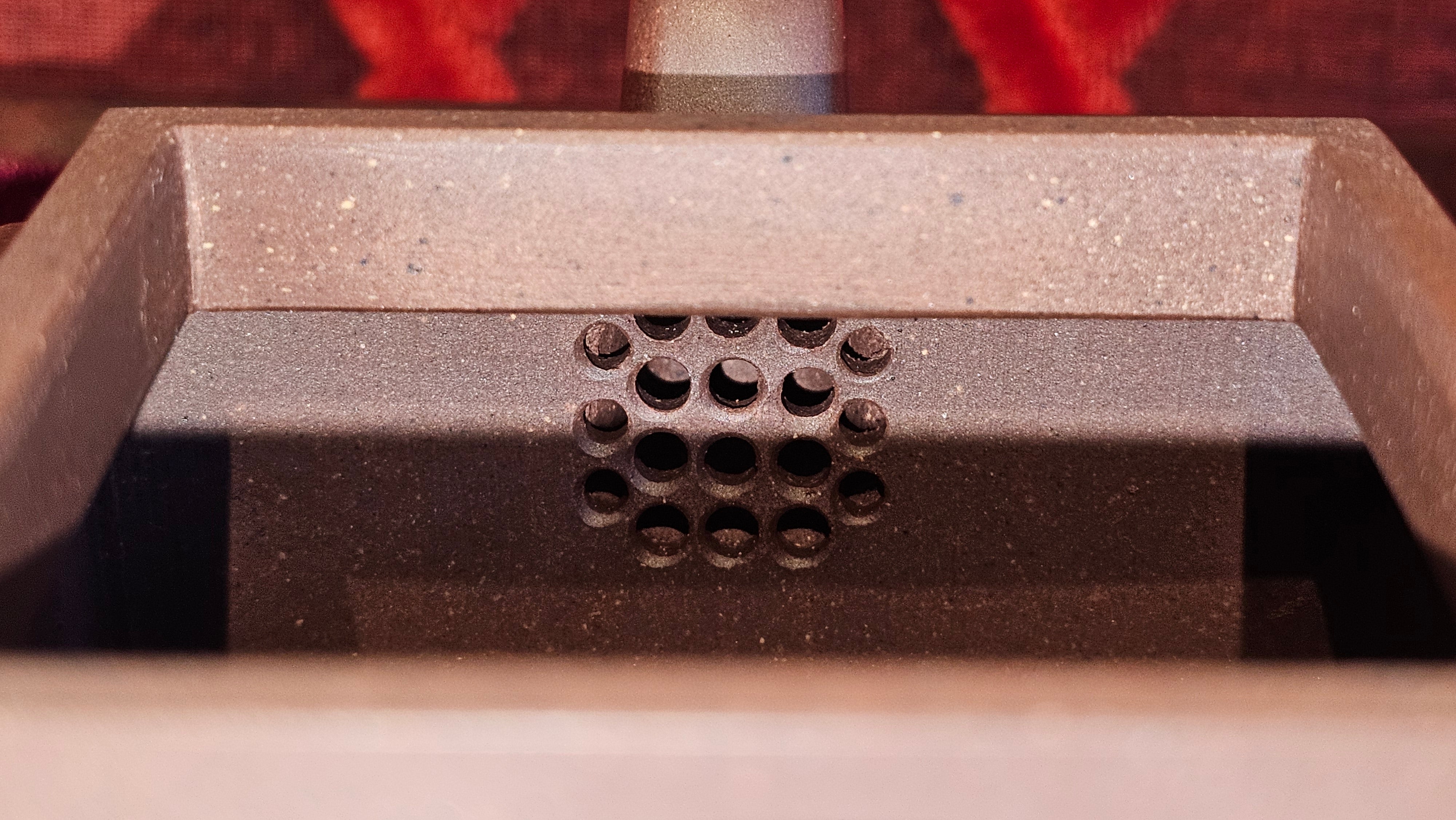 《若思四方》"Ruo Si Si Fang", 249.8ml, with Engraving, Di Cao Qing Zi Ni 底槽青紫泥, by L2A Senior Consummate Artist Yuan Hui 袁辉 ~!Congratulations!to Ms M.L., 0635hrs 30th August 2025, Phoenix, AZ!