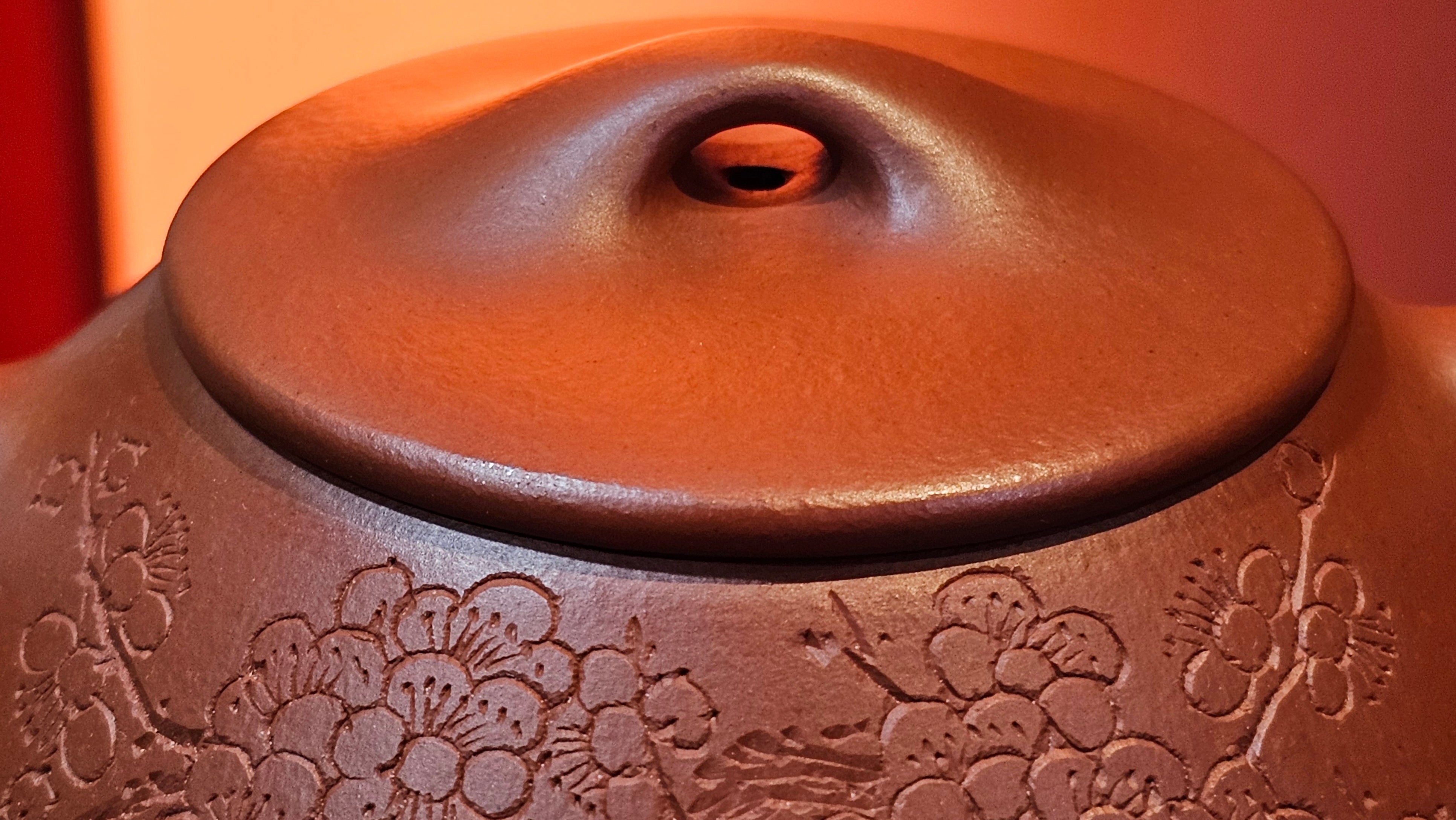 Jing Zhou Shi Piao 景舟石瓢, 283.6ml, Xiao Mei Yao Zhu Ni 小煤窑朱泥, by Craftsman Wang Xing 王兴; "暗香疏影" and Plum Blossoms Engraving by Craftsman Yi De Shu 一德书 ~ Congratulations to Mr K.S.! 2200hrs 8th Sept 2025, Tiburon, CA!