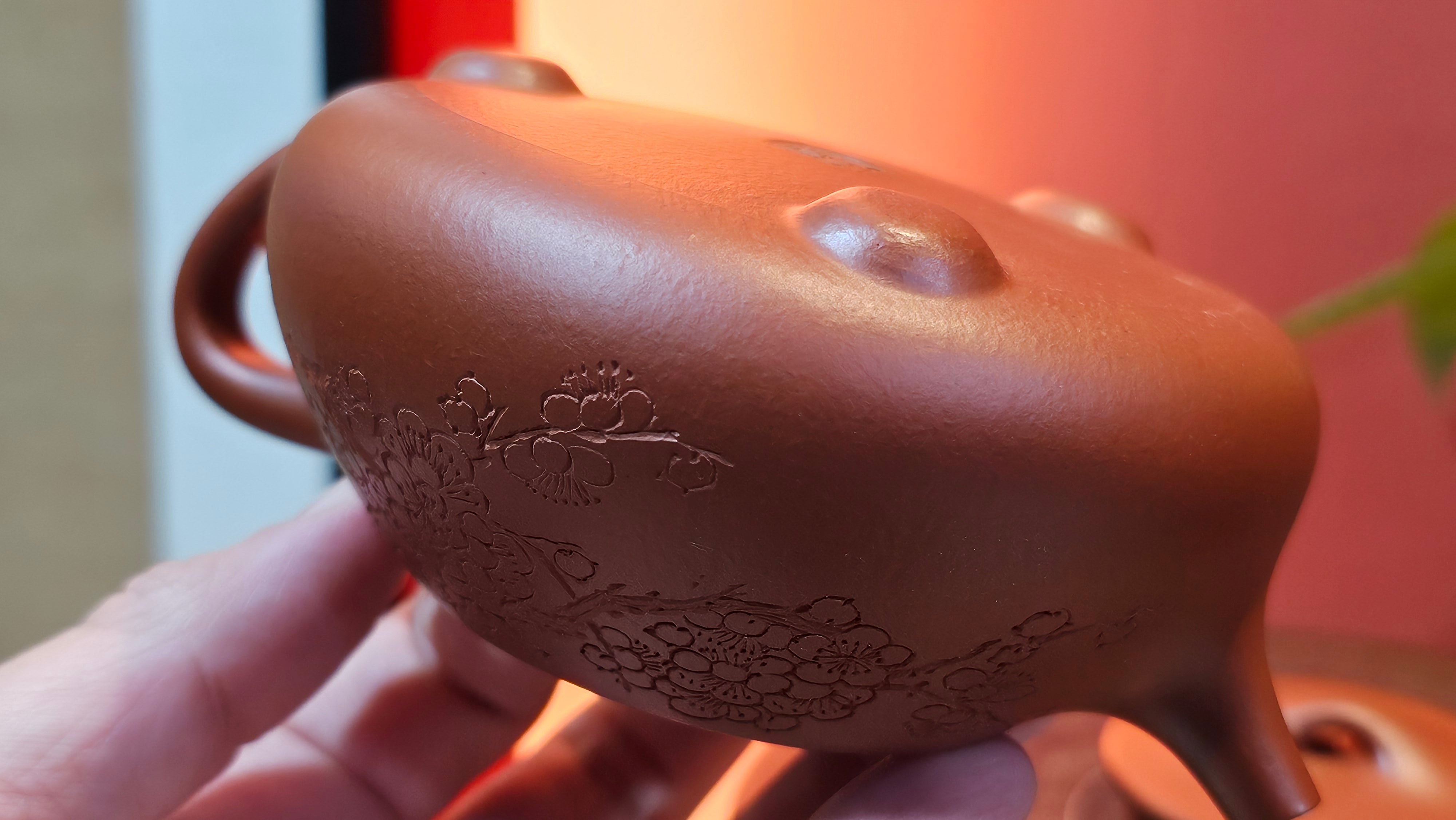 Jing Zhou Shi Piao 景舟石瓢, 283.6ml, Xiao Mei Yao Zhu Ni 小煤窑朱泥, by Craftsman Wang Xing 王兴; "暗香疏影" and Plum Blossoms Engraving by Craftsman Yi De Shu 一德书 ~ Congratulations to Mr K.S.! 2200hrs 8th Sept 2025, Tiburon, CA!