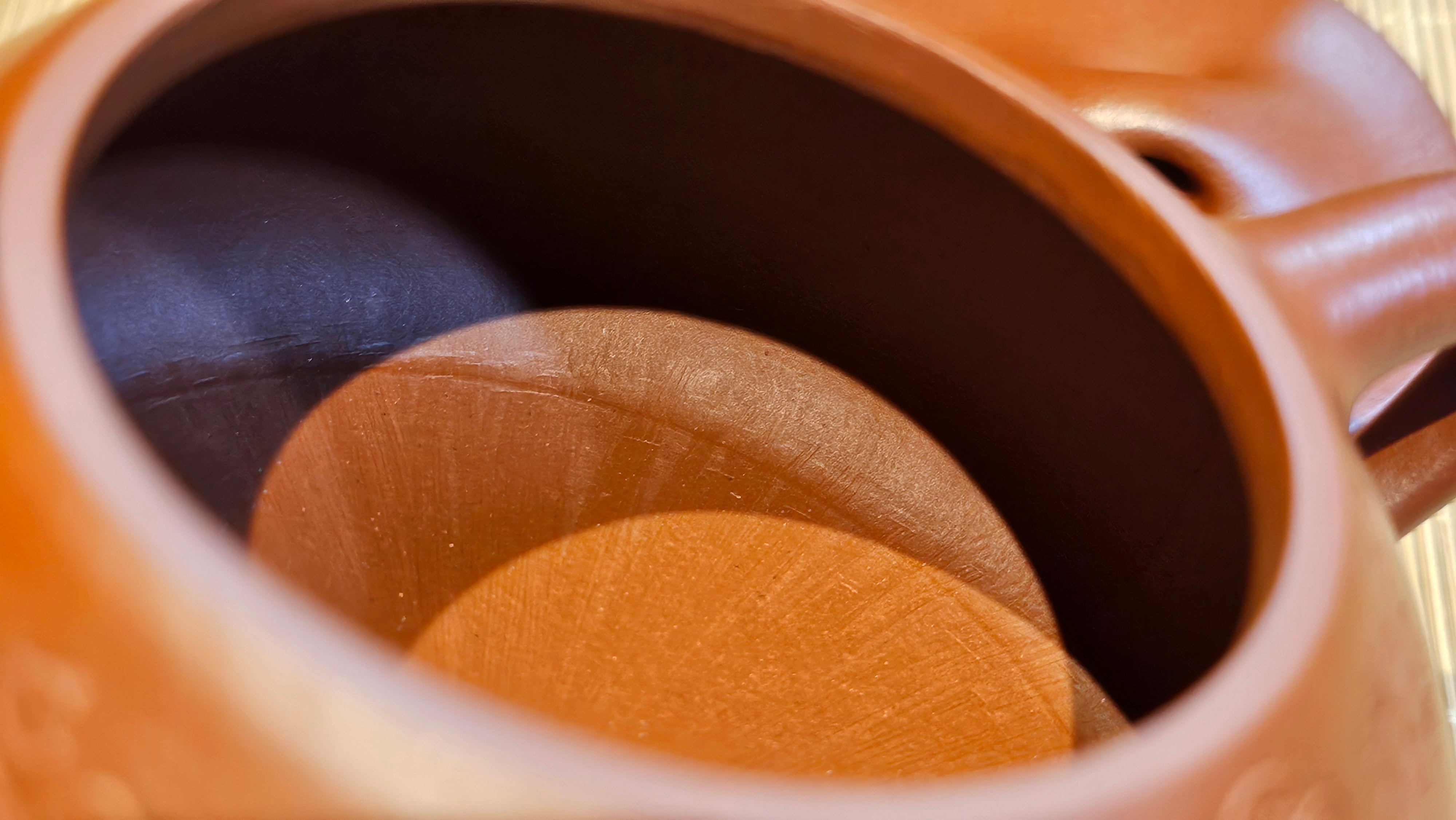 Jing Zhou Shi Piao 景舟石瓢, 283.6ml, Xiao Mei Yao Zhu Ni 小煤窑朱泥, by Craftsman Wang Xing 王兴; "暗香疏影" and Plum Blossoms Engraving by Craftsman Yi De Shu 一德书 ~ Congratulations to Mr K.S.! 2200hrs 8th Sept 2025, Tiburon, CA!