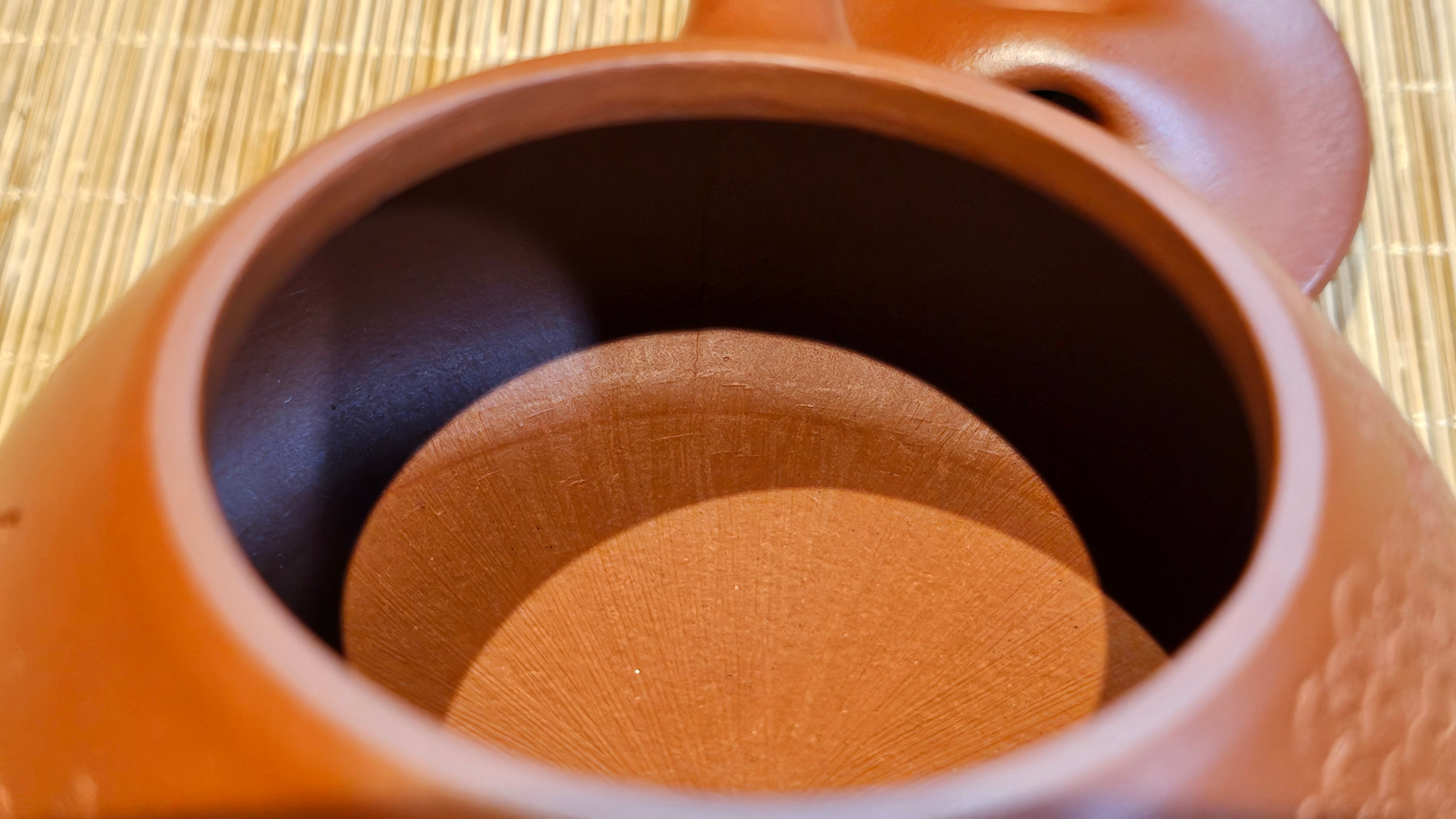 Jing Zhou Shi Piao 景舟石瓢, 283.6ml, Xiao Mei Yao Zhu Ni 小煤窑朱泥, by Craftsman Wang Xing 王兴; "暗香疏影" and Plum Blossoms Engraving by Craftsman Yi De Shu 一德书 ~ Congratulations to Mr K.S.! 2200hrs 8th Sept 2025, Tiburon, CA!