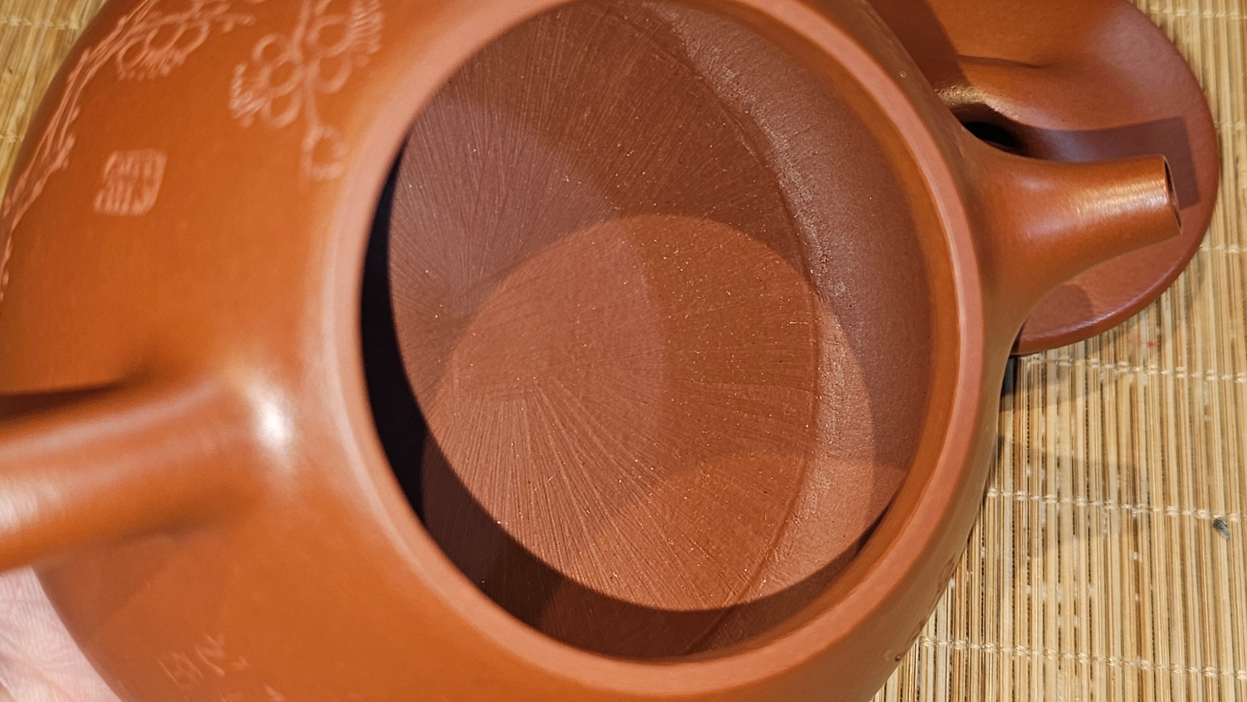 Jing Zhou Shi Piao 景舟石瓢, 283.6ml, Xiao Mei Yao Zhu Ni 小煤窑朱泥, by Craftsman Wang Xing 王兴; "暗香疏影" and Plum Blossoms Engraving by Craftsman Yi De Shu 一德书 ~ Congratulations to Mr K.S.! 2200hrs 8th Sept 2025, Tiburon, CA!