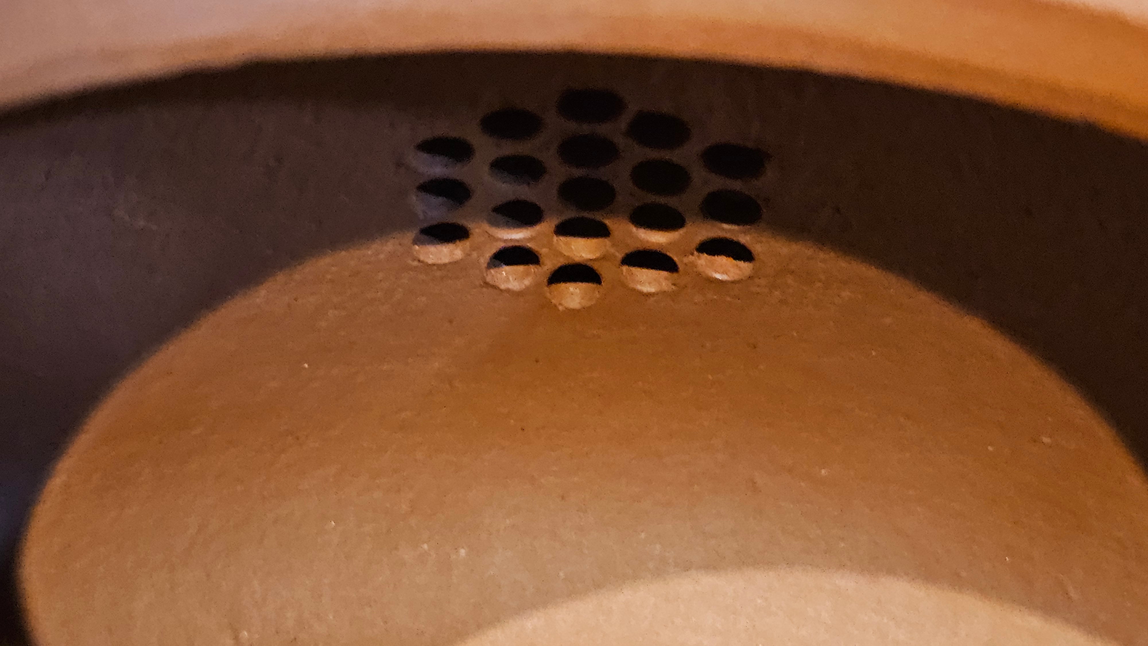 Jing Zhou Shi Piao 景舟石瓢, 283.6ml, Xiao Mei Yao Zhu Ni 小煤窑朱泥, by Craftsman Wang Xing 王兴; "暗香疏影" and Plum Blossoms Engraving by Craftsman Yi De Shu 一德书 ~ Congratulations to Mr K.S.! 2200hrs 8th Sept 2025, Tiburon, CA!