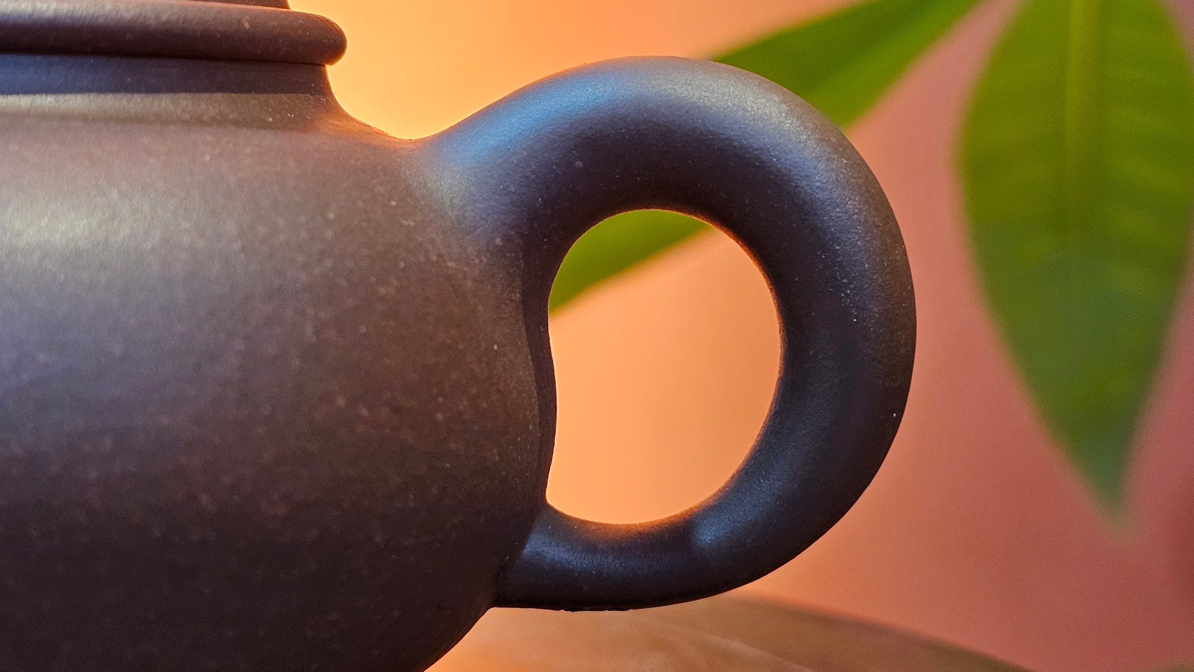 Xuan Zhu Hu 玄珠壶, 146.9ml, Zi Ni 紫泥, by our Craftsman Fan Xiao Zhi 范小智 ~ Congratulations to Mr J.T.! 1502hrs 29th August 2025, Fargo! ND.