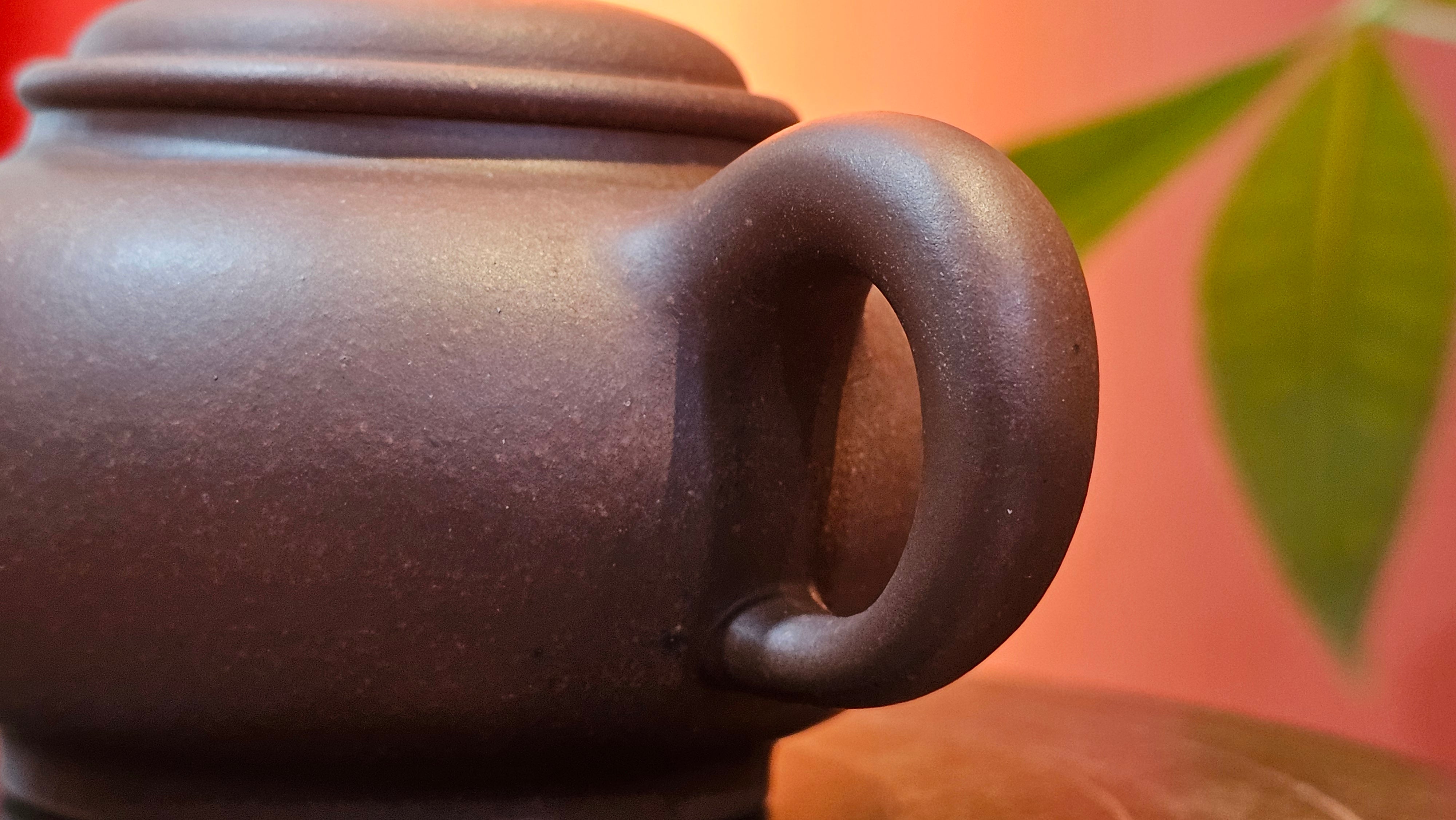 Xuan Zhu Hu 玄珠壶, 146.9ml, Zi Ni 紫泥, by our Craftsman Fan Xiao Zhi 范小智 ~ Congratulations to Mr J.T.! 1502hrs 29th August 2025, Fargo! ND.