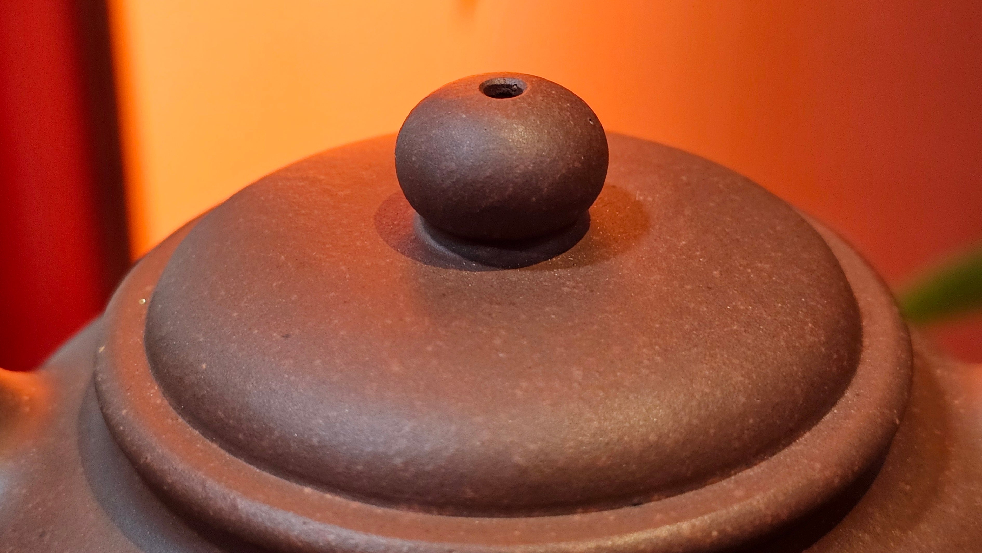 Xuan Zhu Hu 玄珠壶, 146.9ml, Zi Ni 紫泥, by our Craftsman Fan Xiao Zhi 范小智 ~ Congratulations to Mr J.T.! 1502hrs 29th August 2025, Fargo! ND.