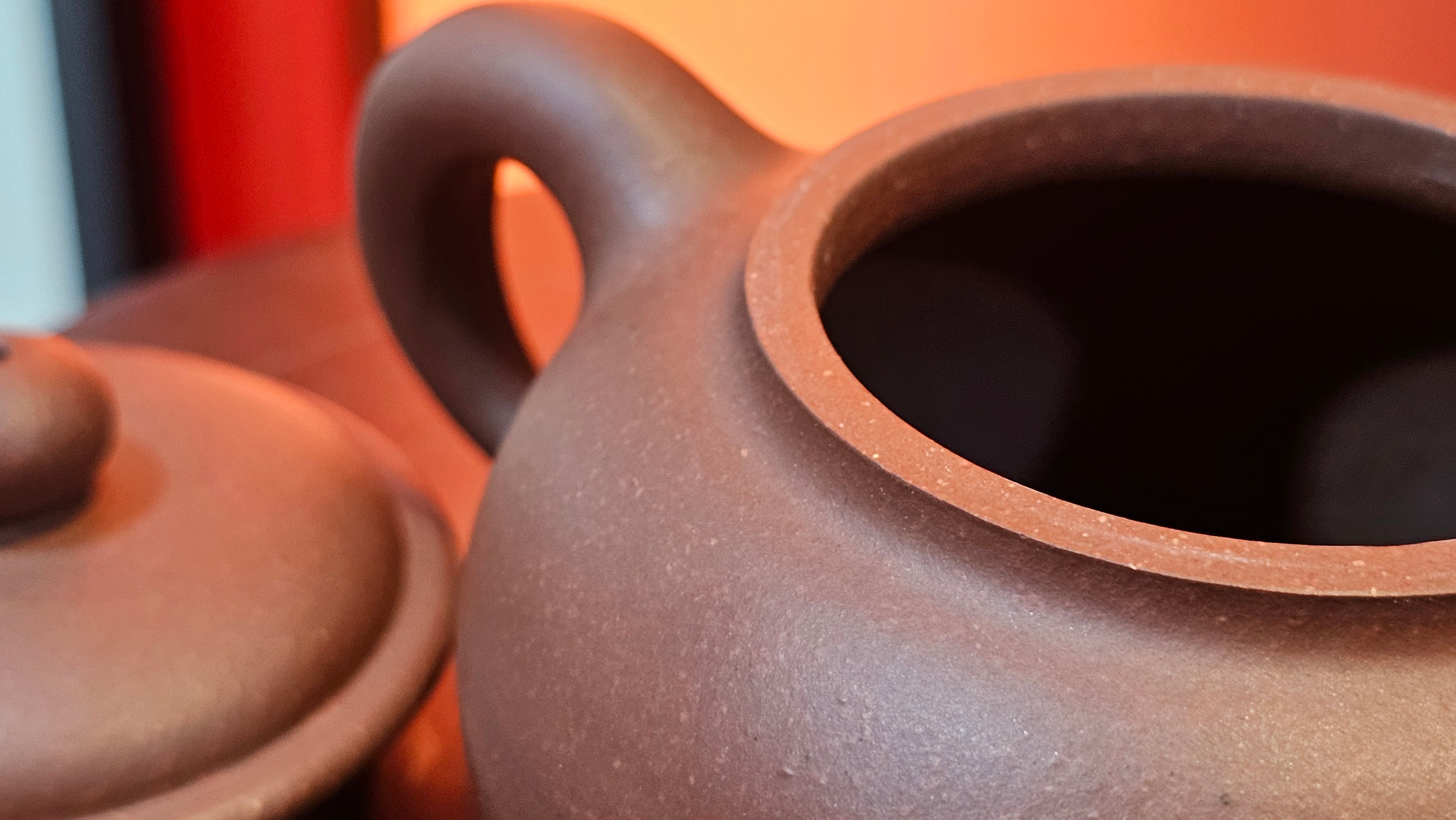 Xuan Zhu Hu 玄珠壶, 146.9ml, Zi Ni 紫泥, by our Craftsman Fan Xiao Zhi 范小智 ~ Congratulations to Mr J.T.! 1502hrs 29th August 2025, Fargo! ND.