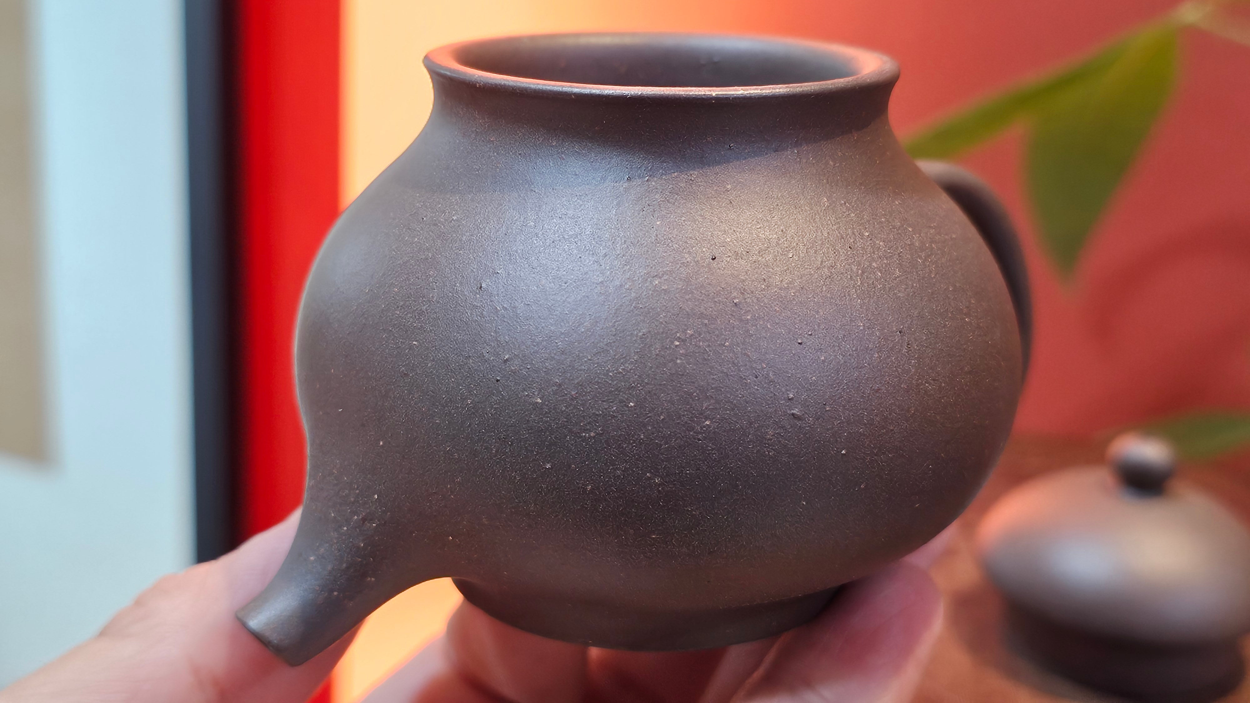 Gao Pan 高番, 138.0ml, Tai Xi Zi Ni (Gao Wen) 台西紫泥(高温), by our Craftsman Fan Xiao Zhi 范小智 ~ Congratulations!to Mr.S.W.! 2040hrs 29th August 2025, Avezzano! Italy🇮🇹.