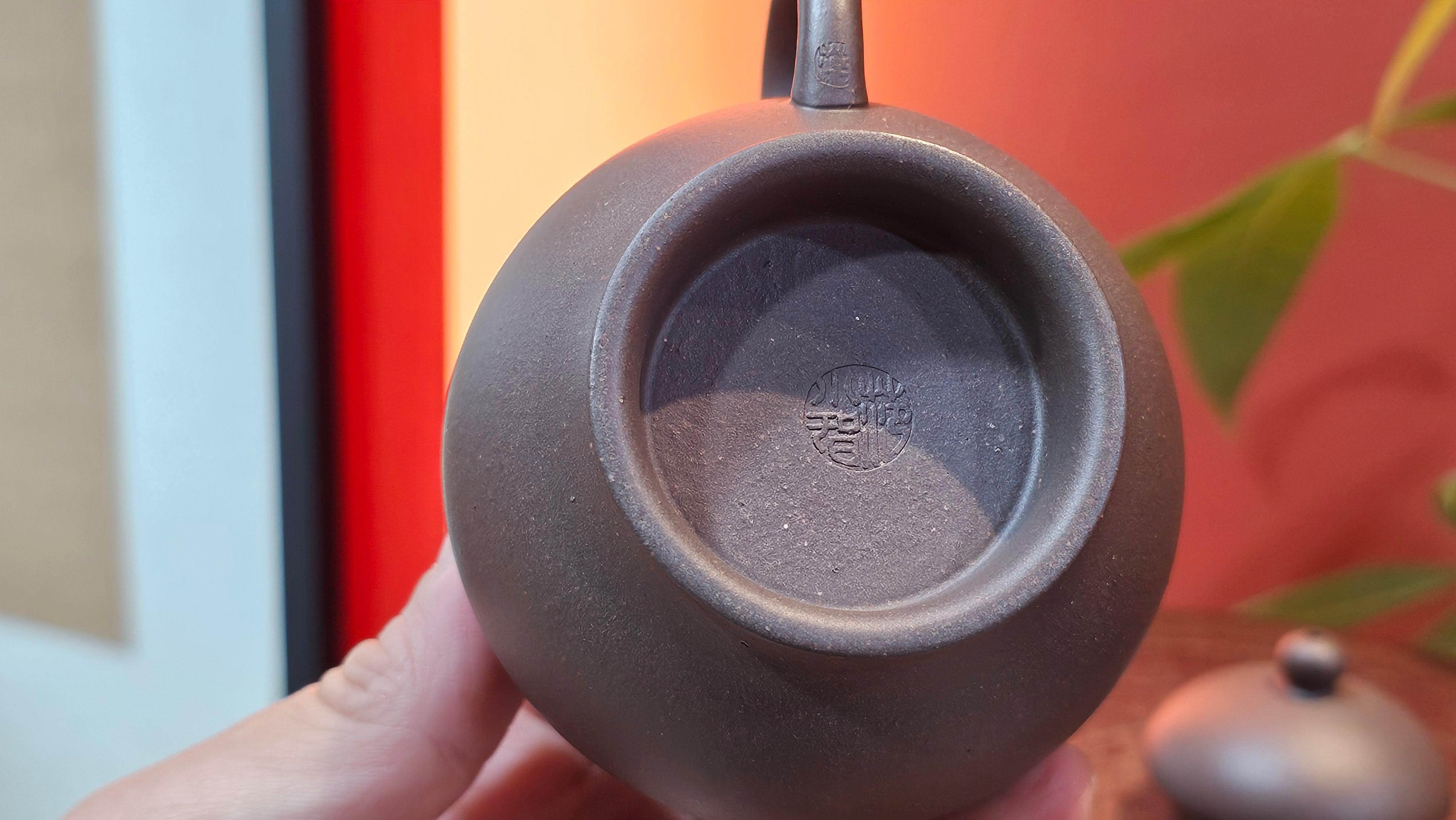 Gao Pan 高番, 138.0ml, Tai Xi Zi Ni (Gao Wen) 台西紫泥(高温), by our Craftsman Fan Xiao Zhi 范小智 ~ Congratulations!to Mr.S.W.! 2040hrs 29th August 2025, Avezzano! Italy🇮🇹.