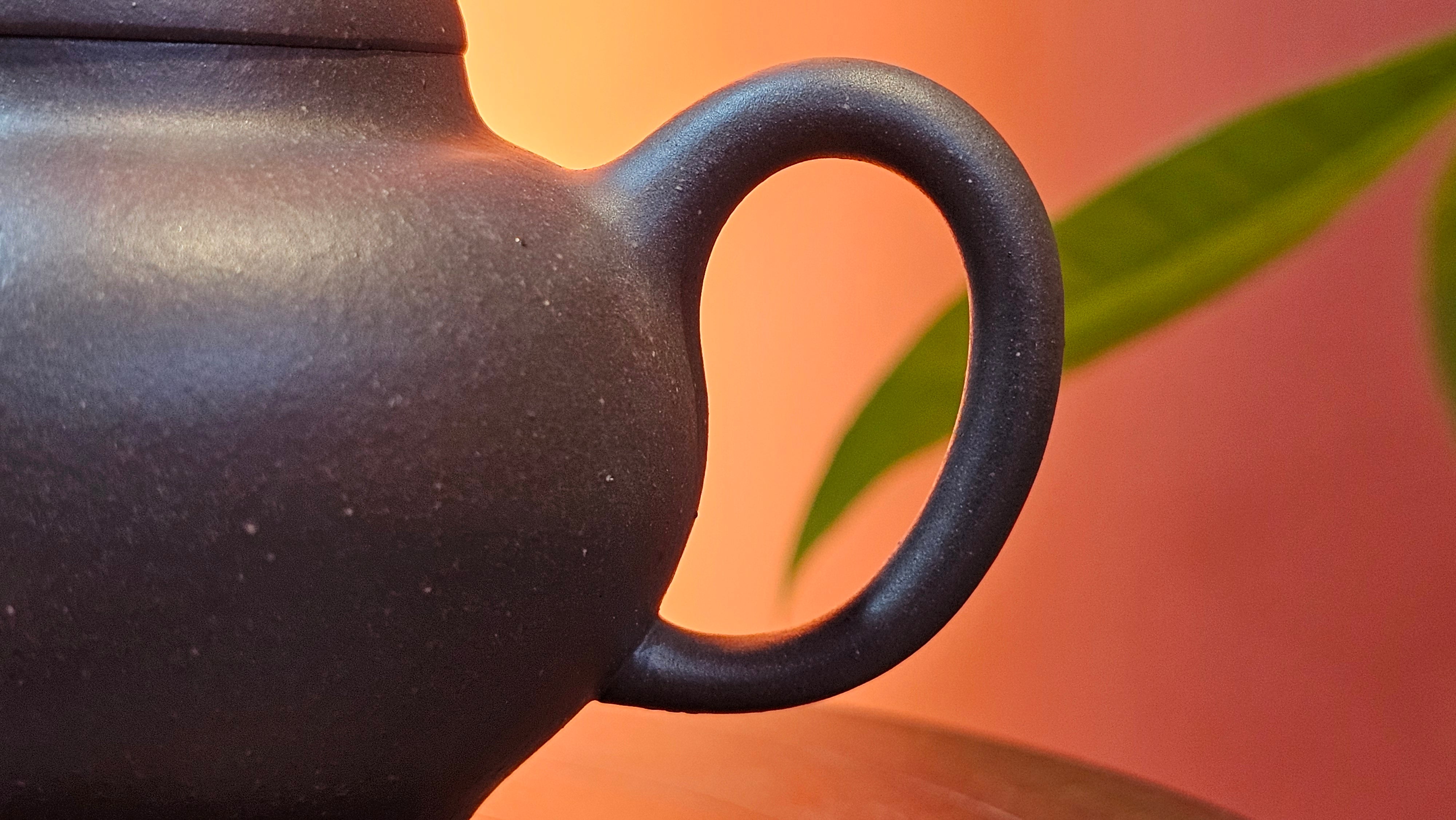 Gao Pan 高番, 138.0ml, Tai Xi Zi Ni (Gao Wen) 台西紫泥(高温), by our Craftsman Fan Xiao Zhi 范小智 ~ Congratulations!to Mr.S.W.! 2040hrs 29th August 2025, Avezzano! Italy🇮🇹.