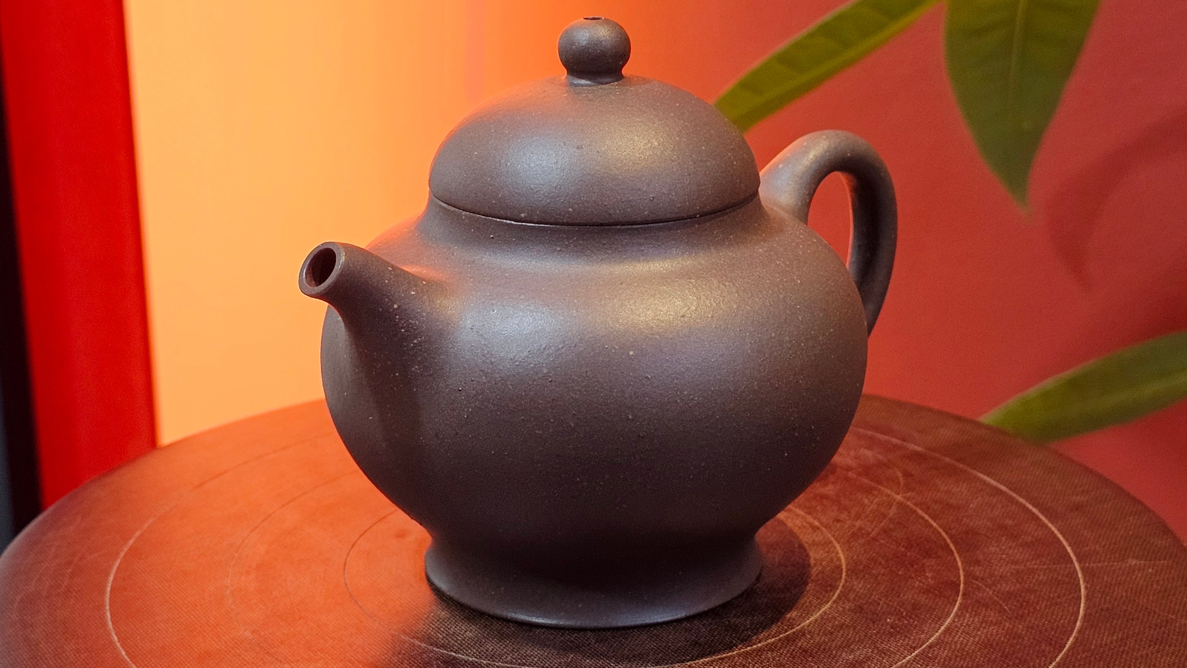 Gao Pan 高番, 138.0ml, Tai Xi Zi Ni (Gao Wen) 台西紫泥(高温), by our Craftsman Fan Xiao Zhi 范小智 ~ Congratulations!to Mr.S.W.! 2040hrs 29th August 2025, Avezzano! Italy🇮🇹.