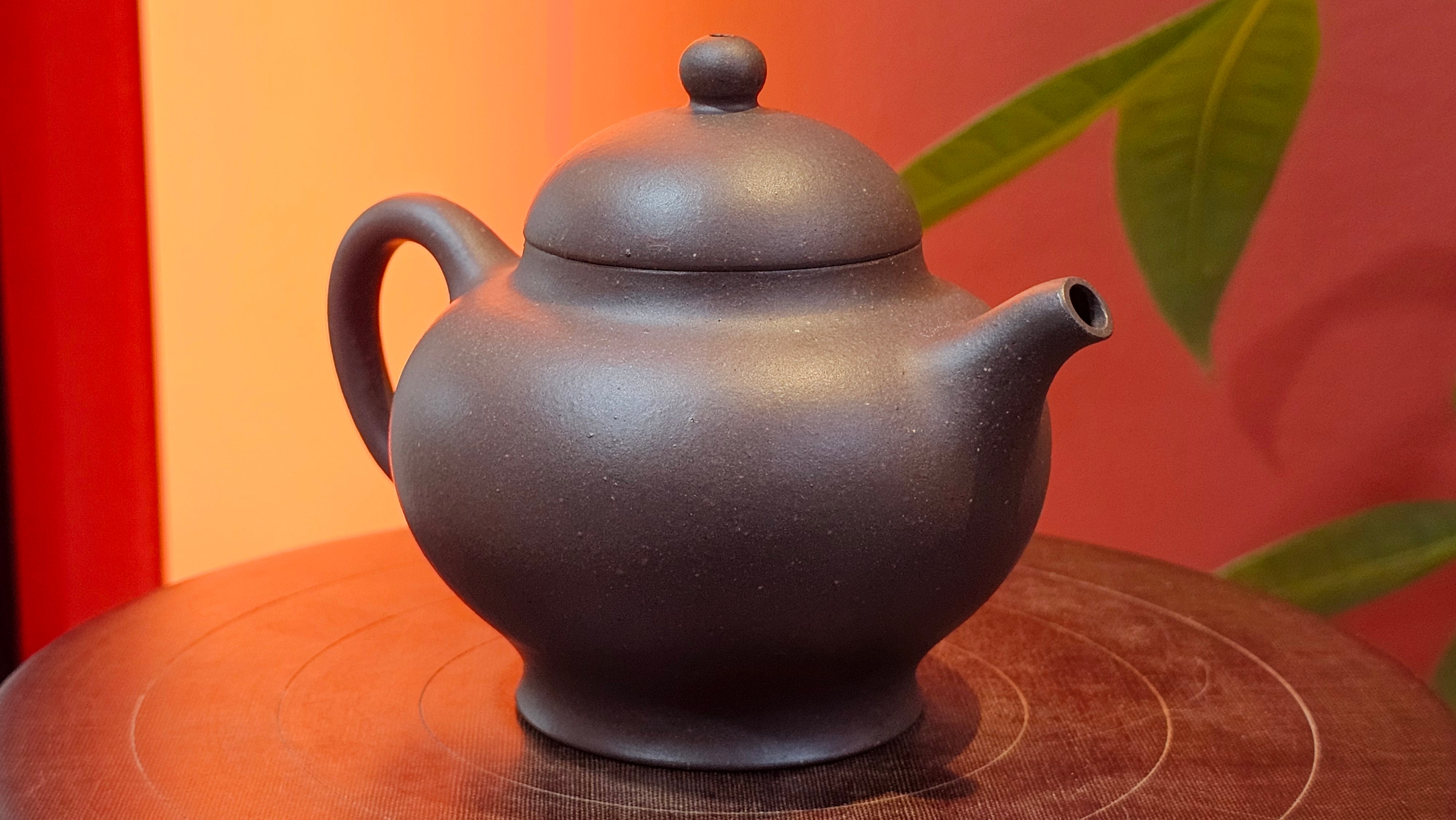 Gao Pan 高番, 138.0ml, Tai Xi Zi Ni (Gao Wen) 台西紫泥(高温), by our Craftsman Fan Xiao Zhi 范小智 ~ Congratulations!to Mr.S.W.! 2040hrs 29th August 2025, Avezzano! Italy🇮🇹.