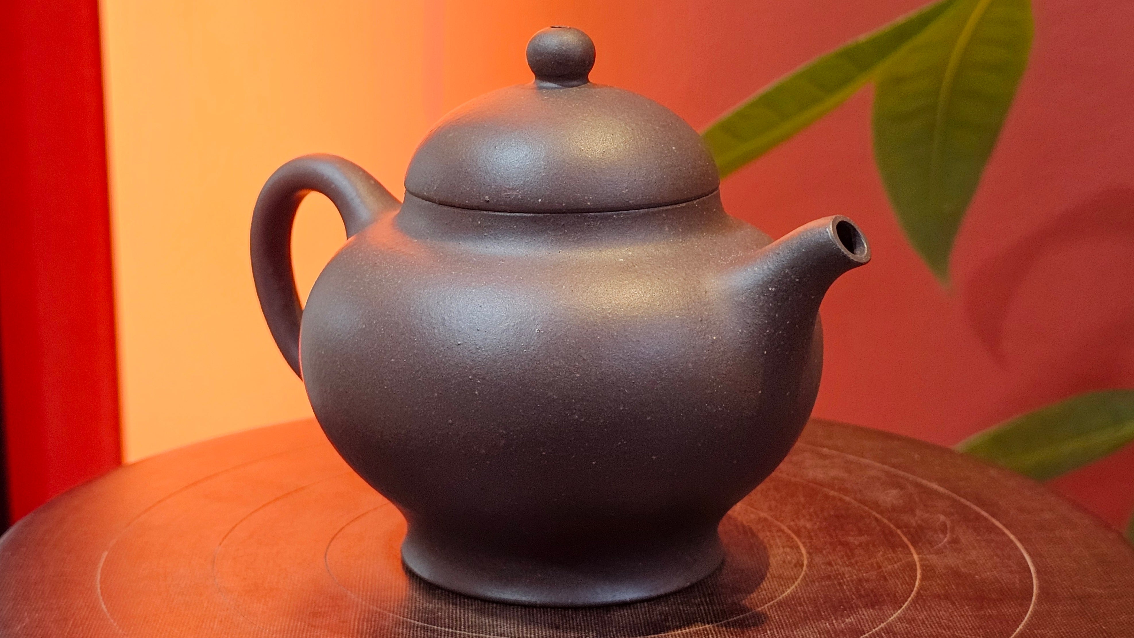 Gao Pan 高番, 138.0ml, Tai Xi Zi Ni (Gao Wen) 台西紫泥(高温), by our Craftsman Fan Xiao Zhi 范小智 ~ Congratulations!to Mr.S.W.! 2040hrs 29th August 2025, Avezzano! Italy🇮🇹.