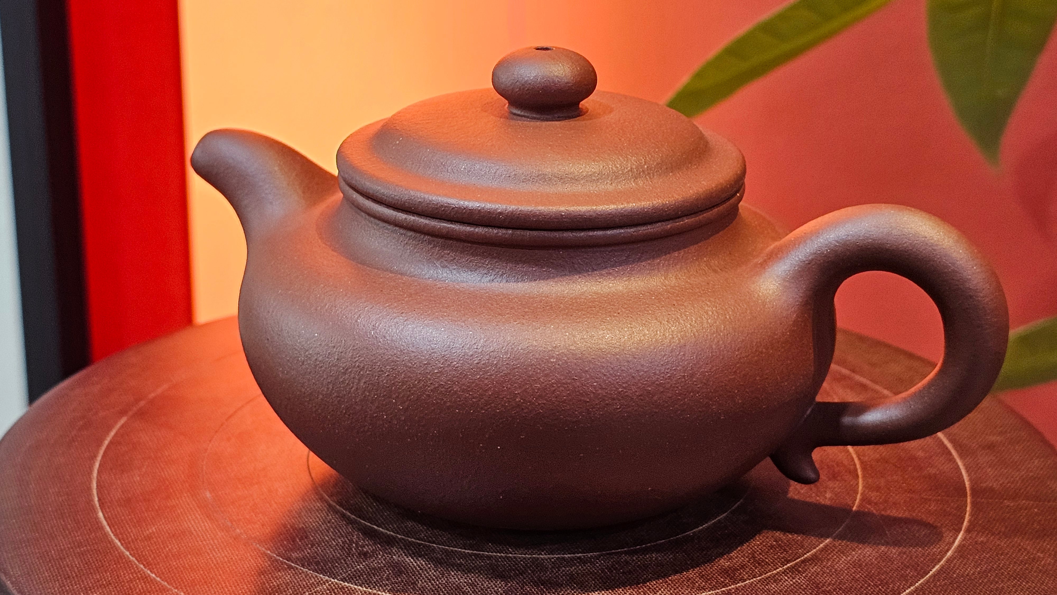 Fang Gu 仿古, 213.9ml, Di Cao Qing Zi Ni 底槽青紫泥, by our Collaborative Craftsman Chen Fa Chu 陈法初 ~!Congratulations to Mr V.R.! 1048hrs 6th Sept 2025, Vilnius, Lithuania🇱🇹!