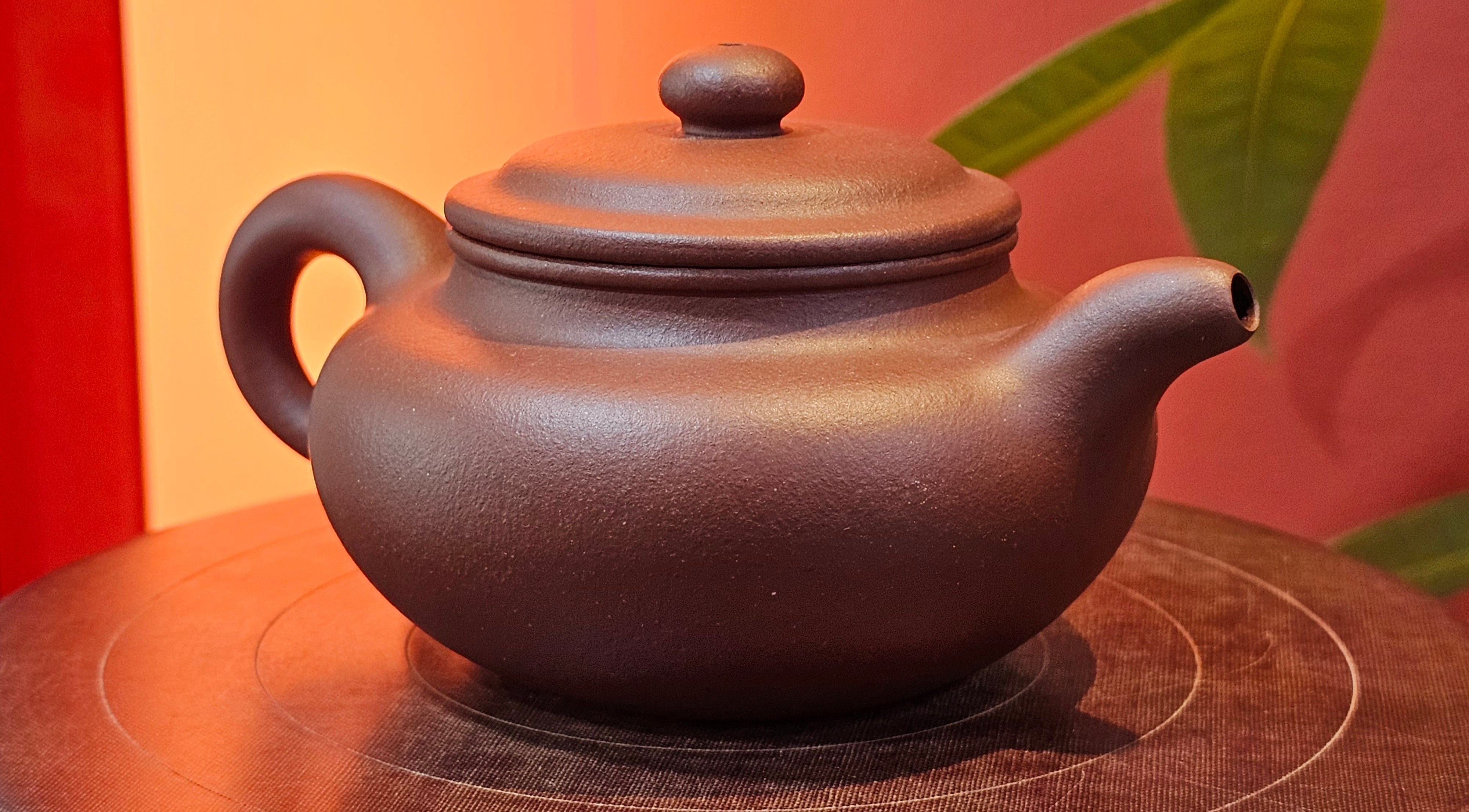 Fang Gu 仿古, 213.9ml, Di Cao Qing Zi Ni 底槽青紫泥, by our Collaborative Craftsman Chen Fa Chu 陈法初 ~!Congratulations to Mr V.R.! 1048hrs 6th Sept 2025, Vilnius, Lithuania🇱🇹!