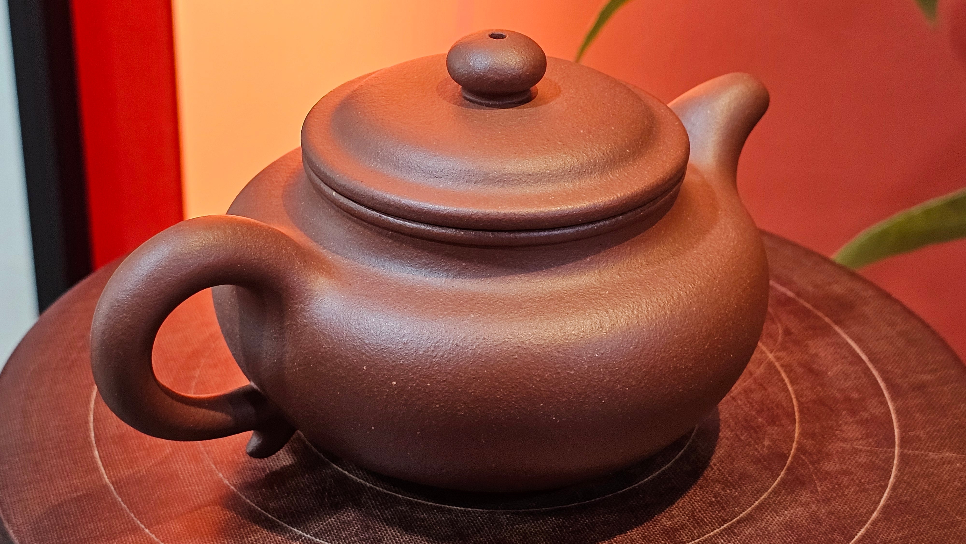 Fang Gu 仿古, 213.9ml, Di Cao Qing Zi Ni 底槽青紫泥, by our Collaborative Craftsman Chen Fa Chu 陈法初 ~!Congratulations to Mr V.R.! 1048hrs 6th Sept 2025, Vilnius, Lithuania🇱🇹!