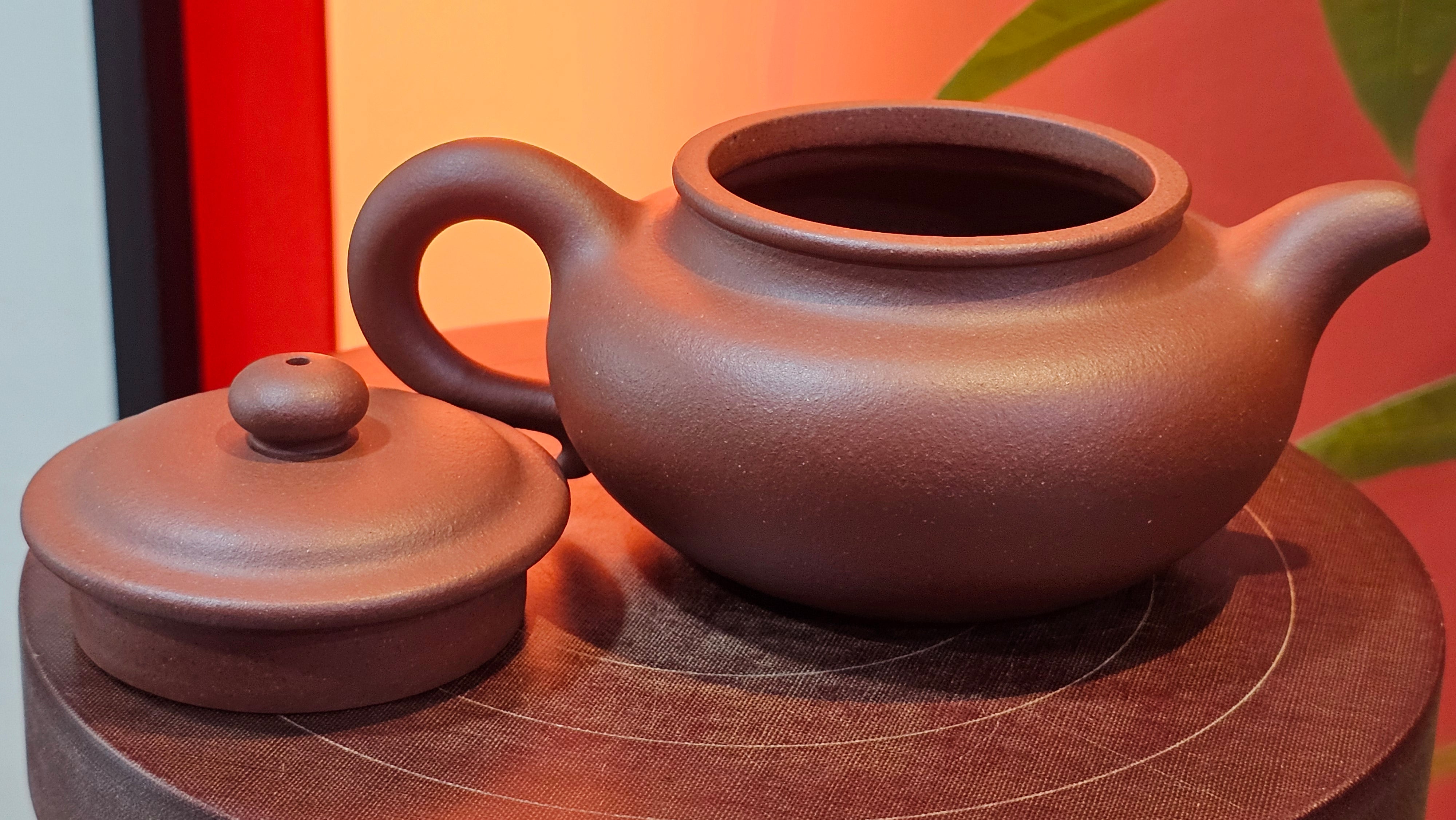 Fang Gu 仿古, 213.9ml, Di Cao Qing Zi Ni 底槽青紫泥, by our Collaborative Craftsman Chen Fa Chu 陈法初 ~!Congratulations to Mr V.R.! 1048hrs 6th Sept 2025, Vilnius, Lithuania🇱🇹!