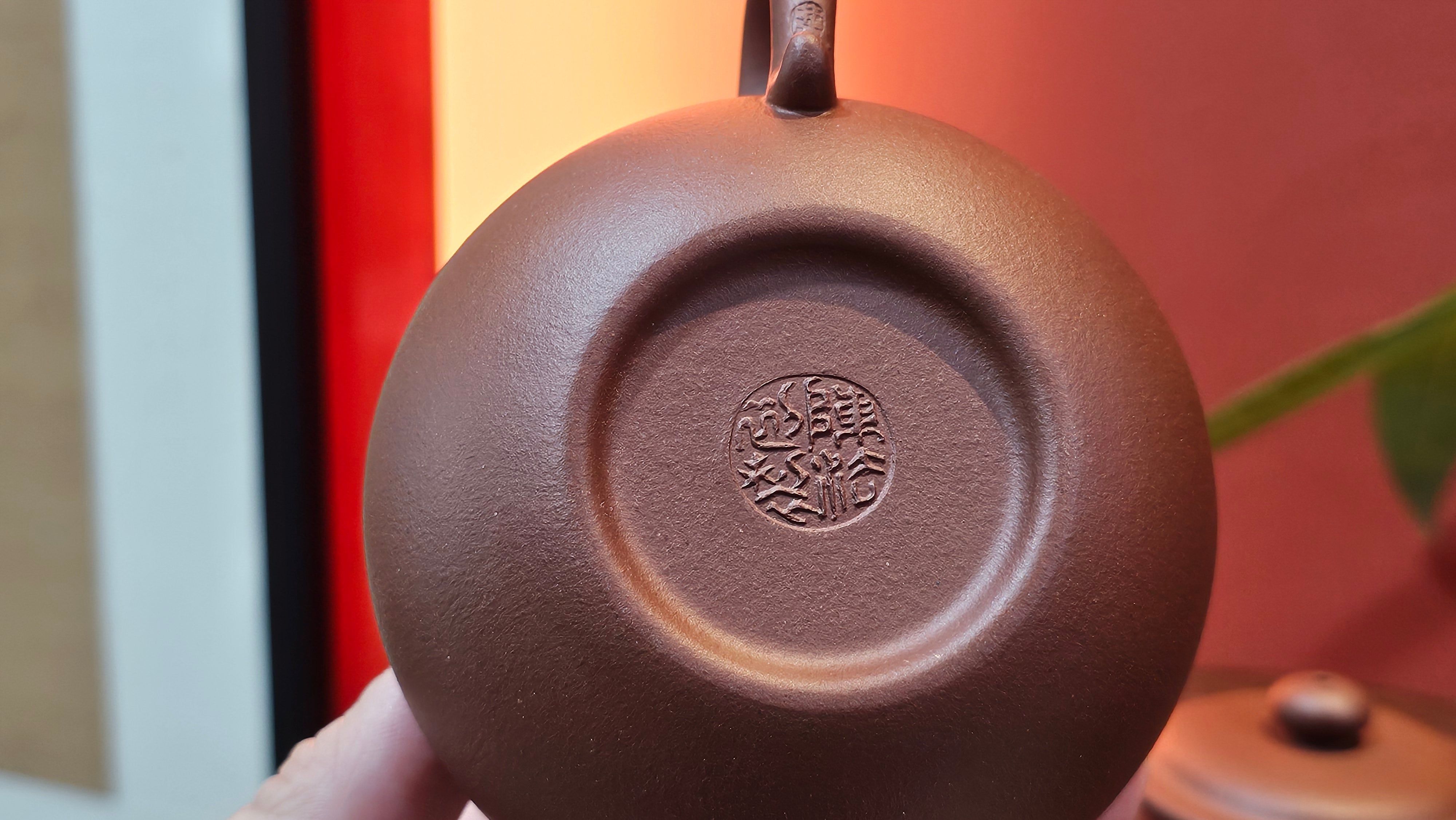 Fang Gu 仿古, 213.9ml, Di Cao Qing Zi Ni 底槽青紫泥, by our Collaborative Craftsman Chen Fa Chu 陈法初 ~!Congratulations to Mr V.R.! 1048hrs 6th Sept 2025, Vilnius, Lithuania🇱🇹!