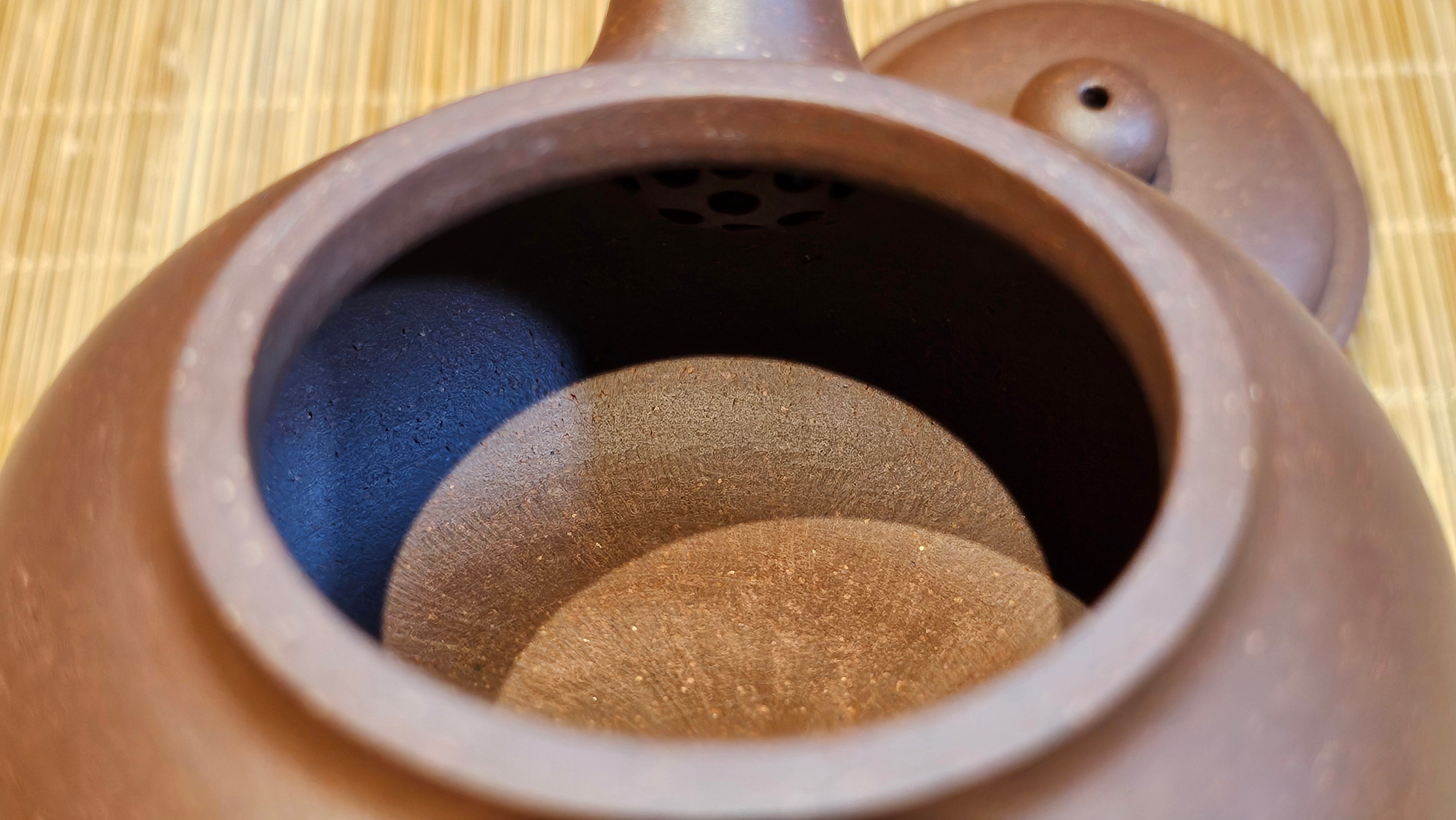 Xuan Zhu Hu 玄珠壶, 146.9ml, Zi Ni 紫泥, by our Craftsman Fan Xiao Zhi 范小智 ~ Congratulations to Mr J.T.! 1502hrs 29th August 2025, Fargo! ND.