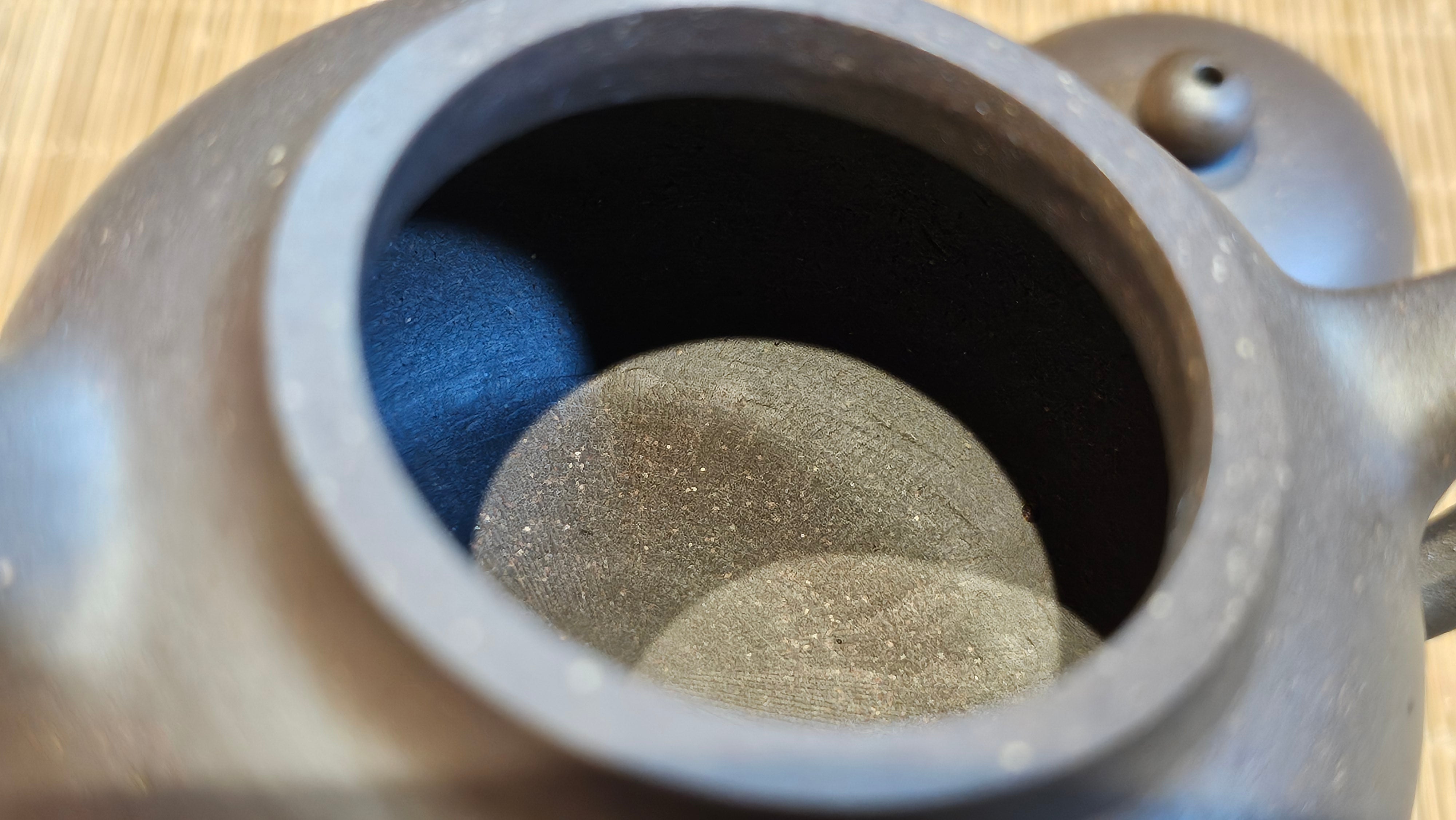 Gao Pan 高番, 138.0ml, Tai Xi Zi Ni (Gao Wen) 台西紫泥(高温), by our Craftsman Fan Xiao Zhi 范小智 ~ Congratulations!to Mr.S.W.! 2040hrs 29th August 2025, Avezzano! Italy🇮🇹.