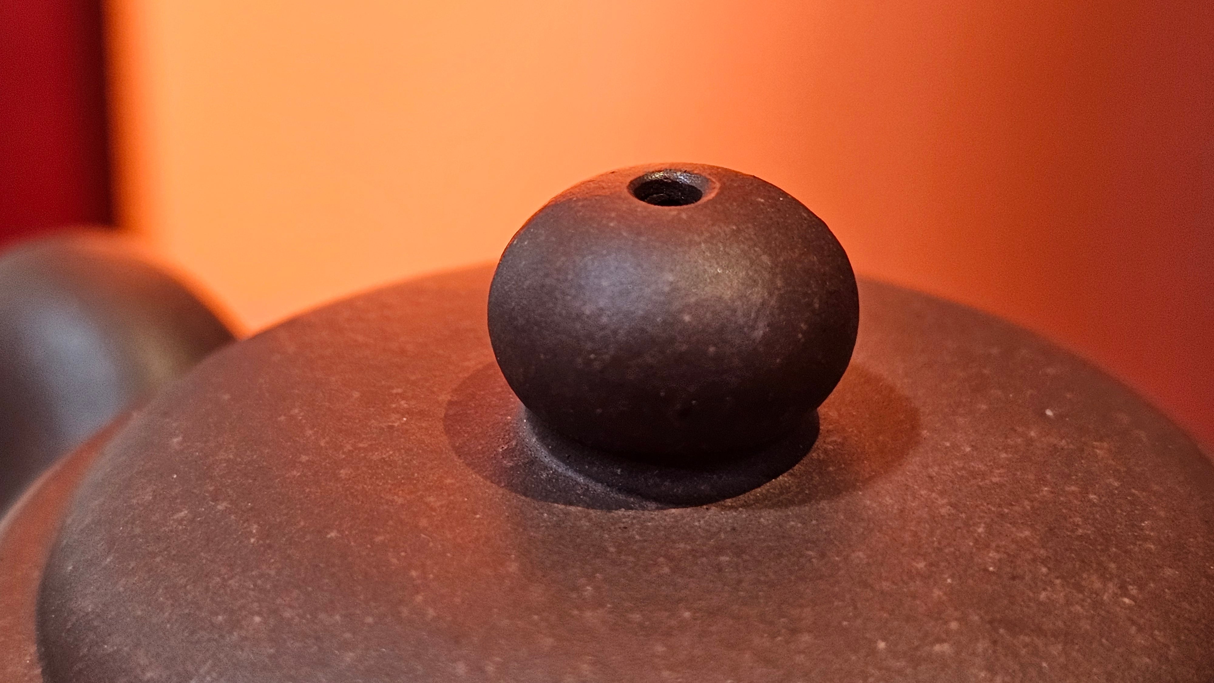 Xuan Zhu Hu 玄珠壶, 142.3ml, Zi Ni 紫泥, by our Craftsman Fan Xiao Zhi 范小智 ~ Congratulations to Ms K.Y.! 2256hrs 3rd Sept 2025! Tamuning, Guam!