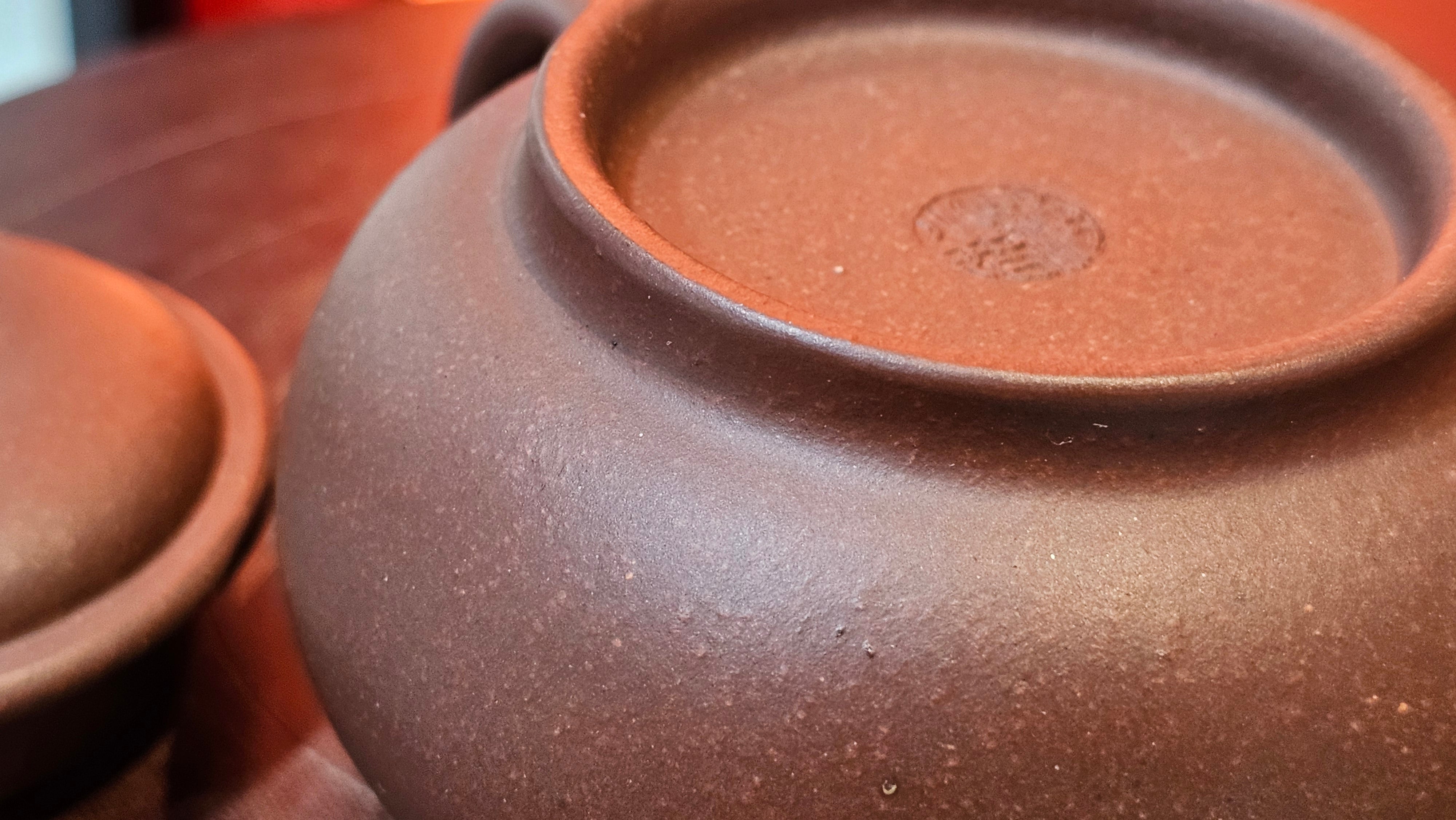 Xuan Zhu Hu 玄珠壶, 142.3ml, Zi Ni 紫泥, by our Craftsman Fan Xiao Zhi 范小智 ~ Congratulations to Ms K.Y.! 2256hrs 3rd Sept 2025! Tamuning, Guam!